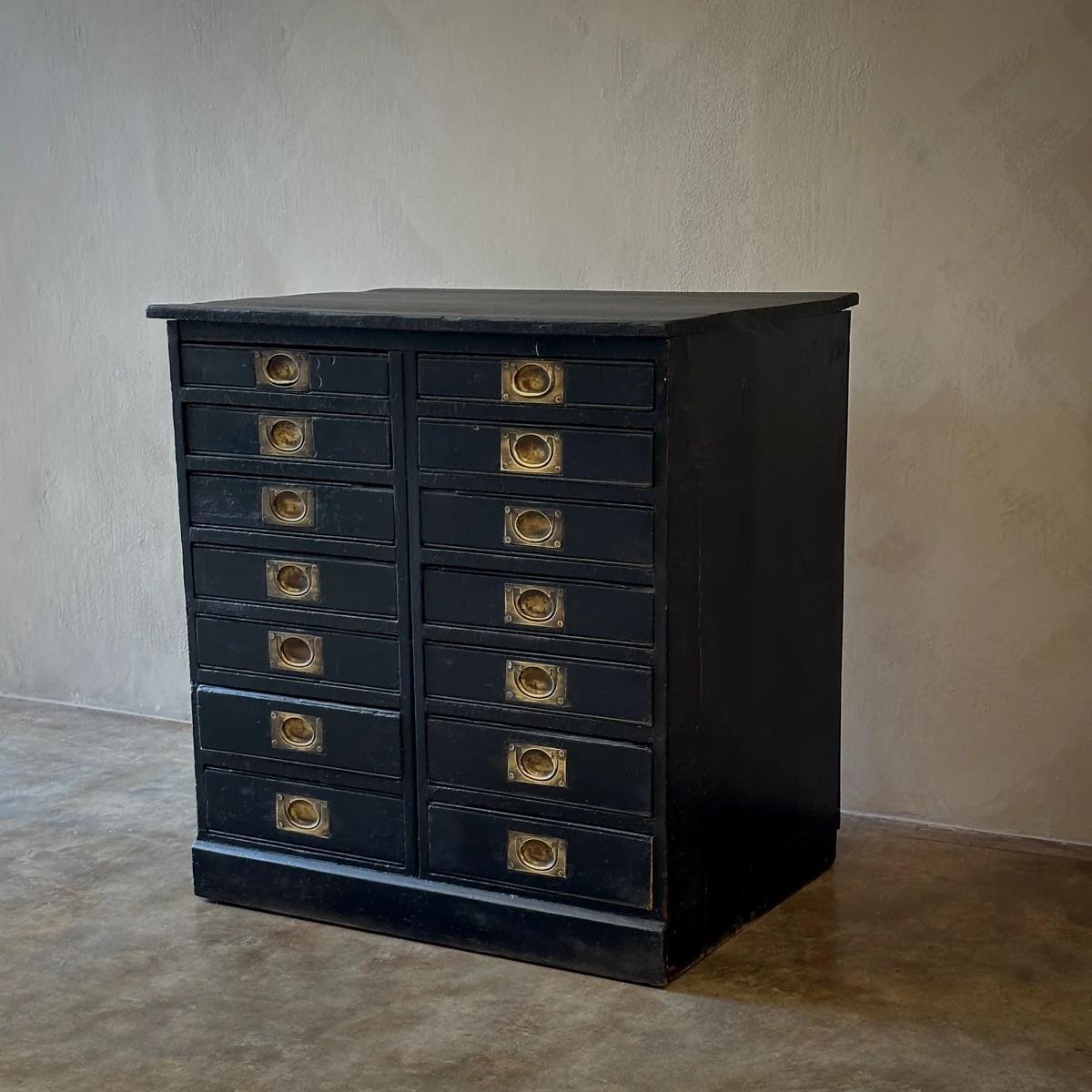 Anglais Coffre Collector en vente