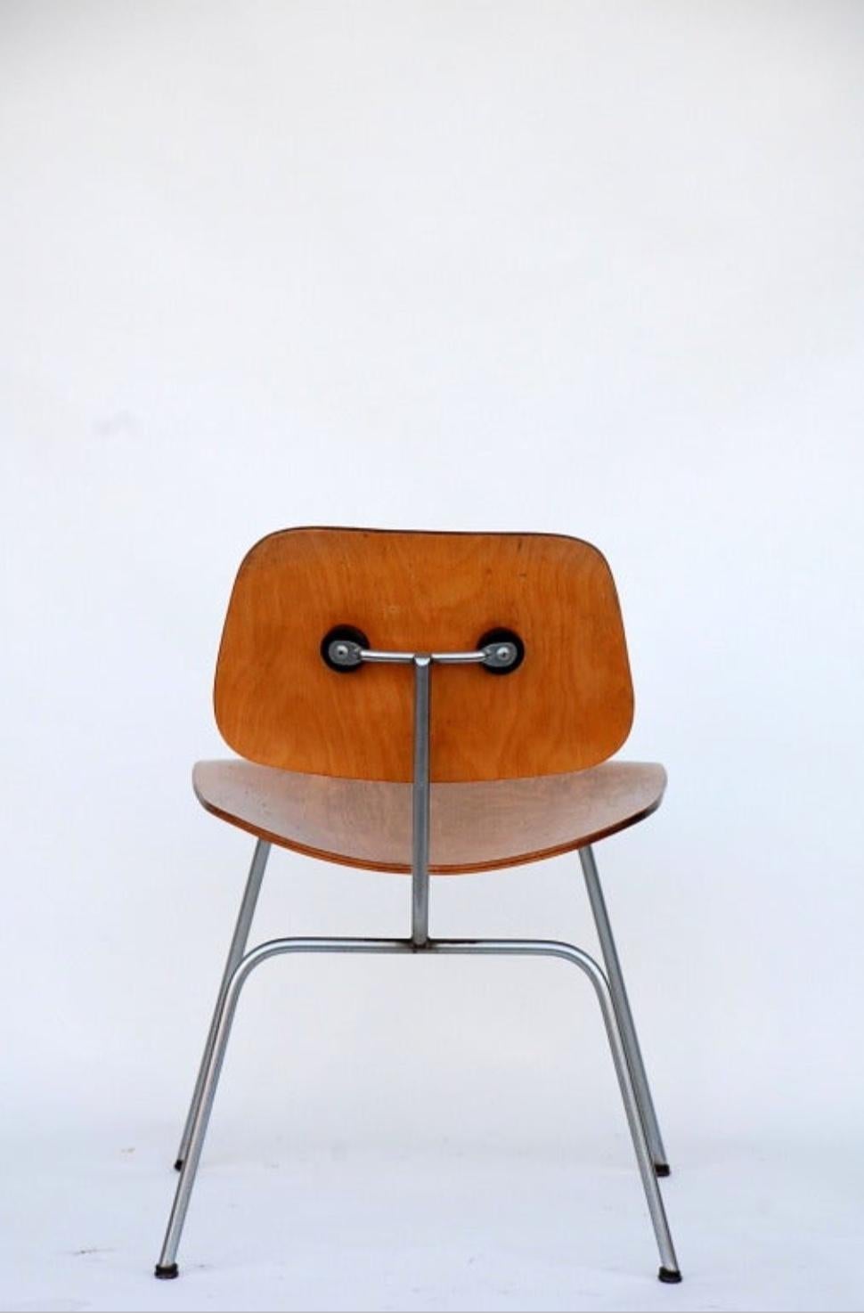 Collector's Early Eames DCM Chair For Sale 1