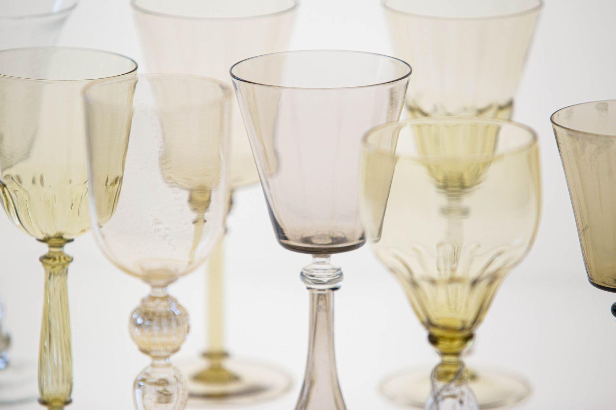 Ensemble éclectique de Collector de 8 verres Cenedese, chacun avec un design différent. Unique en son genre Excellent état - En vente à Tavarnelle val di Pesa, Florence
