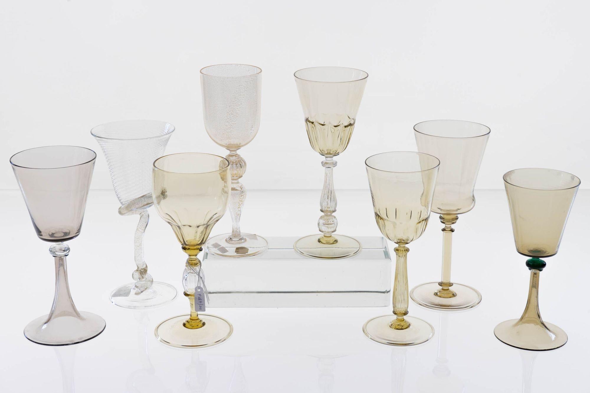 Collector's Eclectic Set von 8 Cenedese Gläsern, jedes in einem anderen Design. Einzigartig (20. Jahrhundert) im Angebot