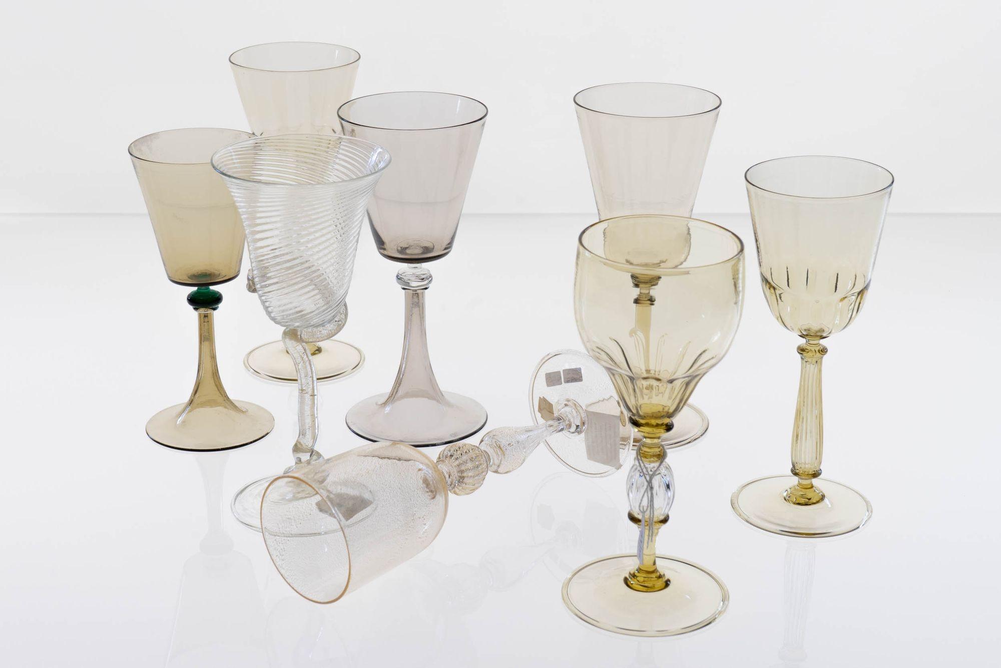 Ensemble éclectique de Collector de 8 verres Cenedese, chacun avec un design différent. Unique en son genre en vente 2