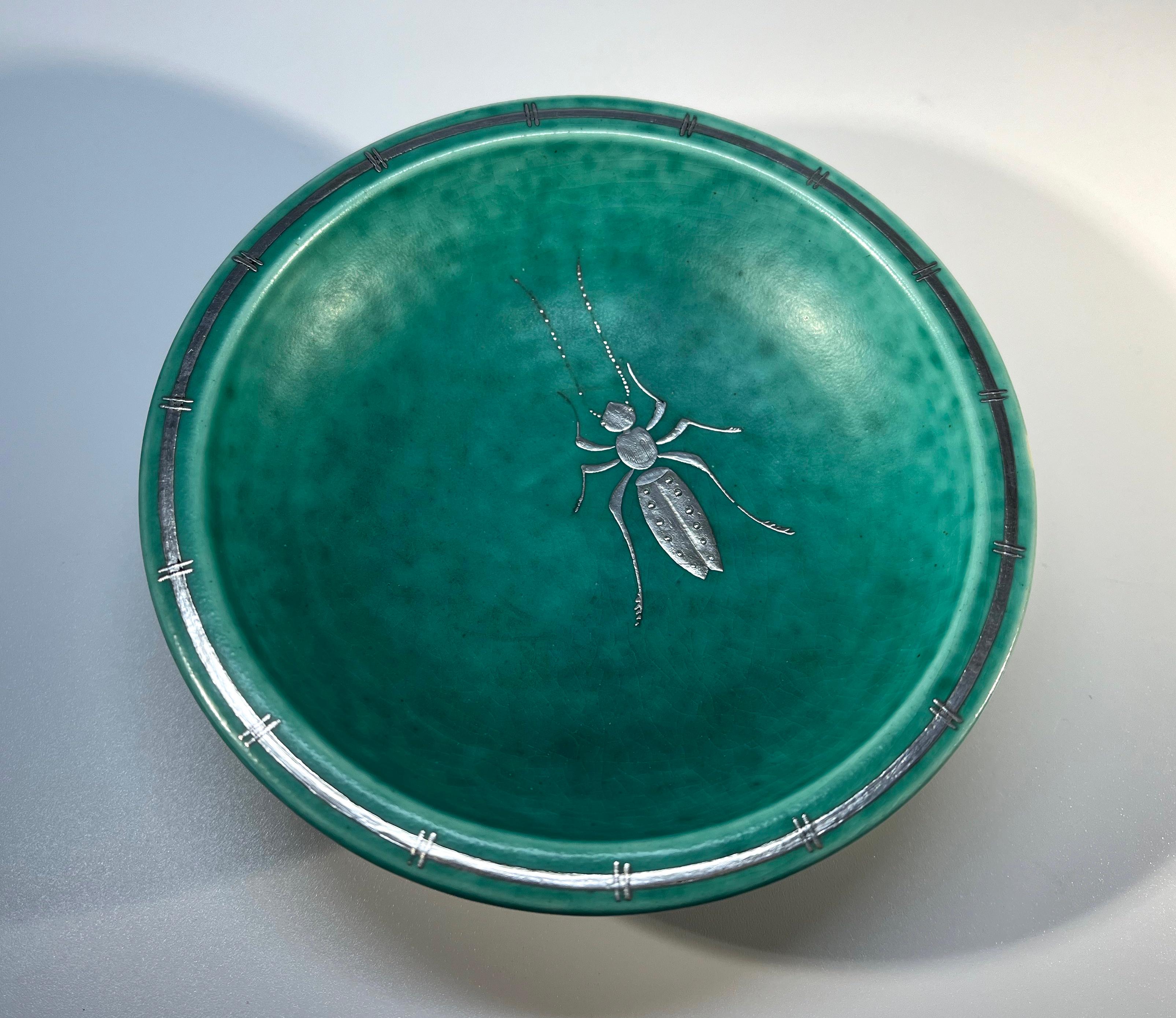 Argento Piatto da collezione con scarabeo esotico Wilhelm Kage, ARGENTA, Gustavsberg, Svezia c1943 in vendita