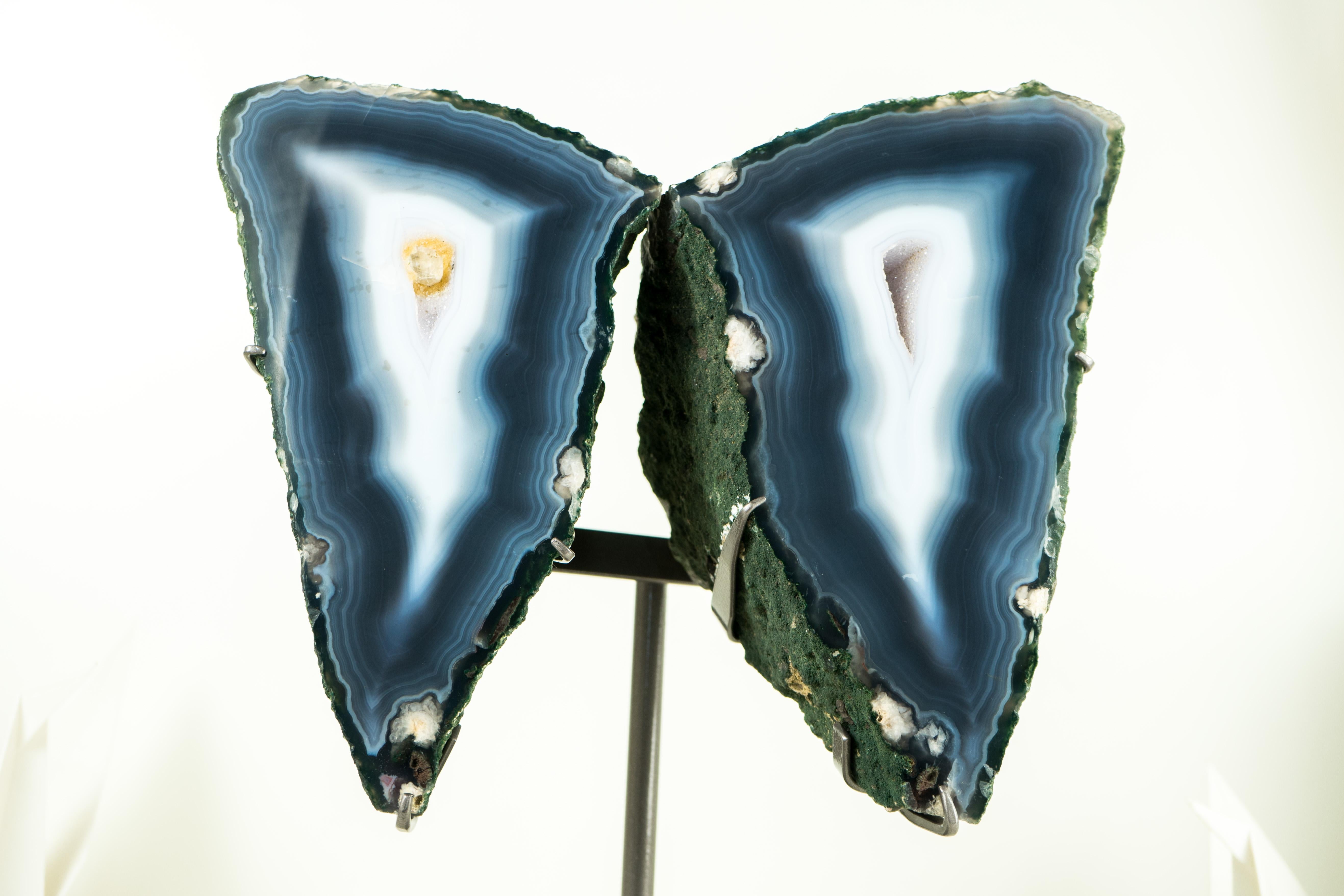 Ágata Azul de Coleccionista Geoda Alas de Mariposa, Decoración Escultórica de Cristal en Nuevo estado para la venta en Ametista Do Sul, BR