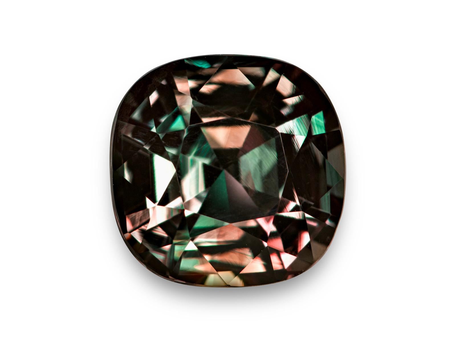 Contemporary Collector's Investmet grade 4 Carat SSEF Alexandrite Flawless Clarity Untreated For Sale