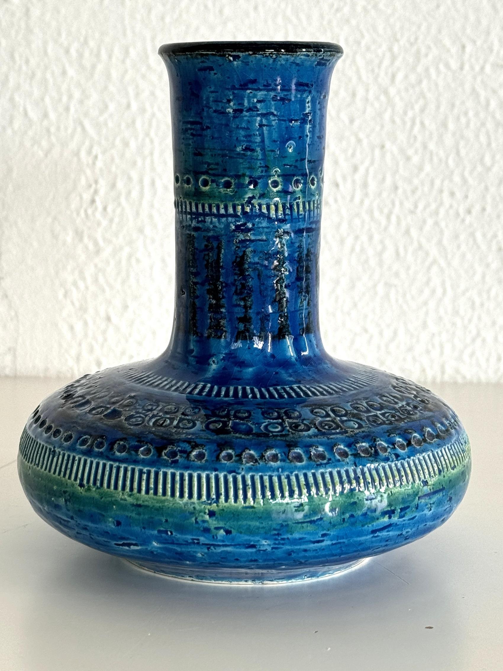 Mid-Century moderno Vaso da collezione italiano Aldo Londi per Bitossi in design Rimini Blu, anni '80 in vendita