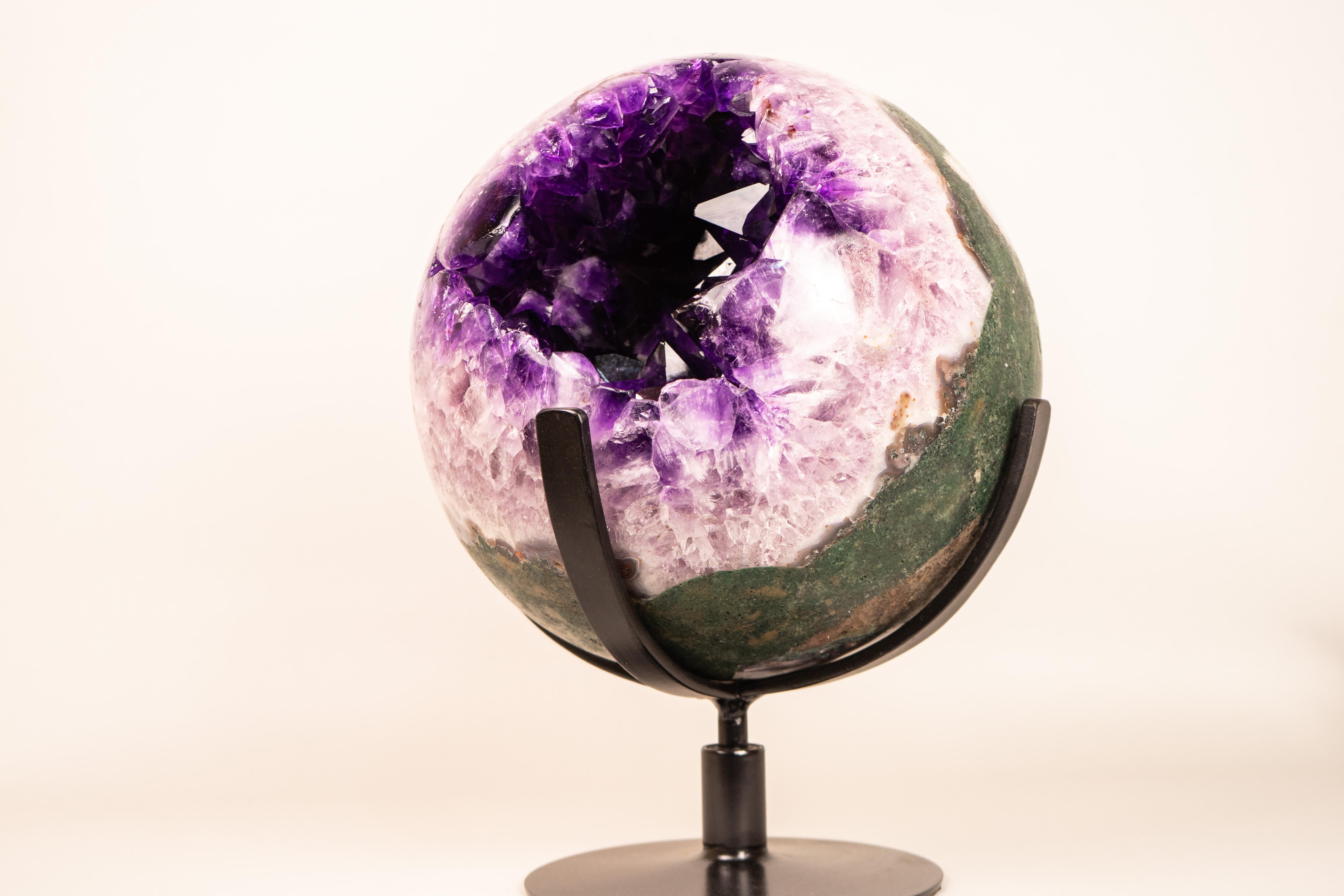 Collector’s XL Amethyst Sphere In New Condition For Sale In Ametista Do Sul, BR