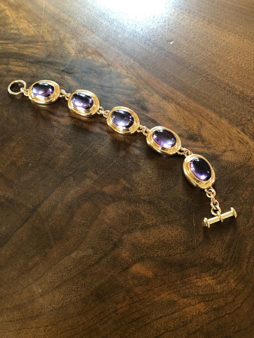 Precious basics bracelet with 5 amethysts of 43.13 ct. set in 18 kt rose gold. This one of a kind piece is handmade in our own workshop in Hamburg, Germany and designed by Colleen B. Rosenblat