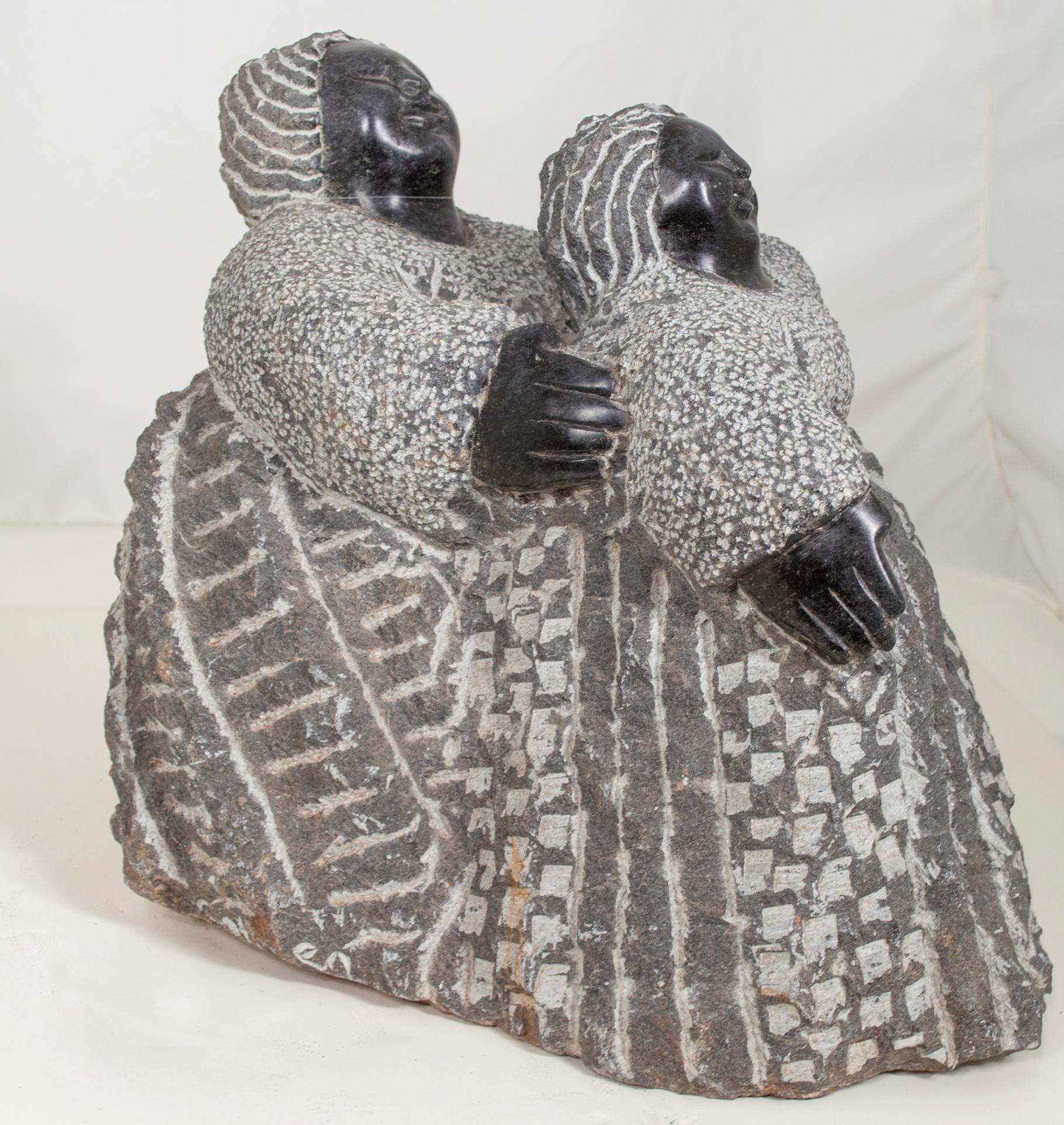 Sculpture originale en pierre Shona signée Colleen Madamombe en vente 2