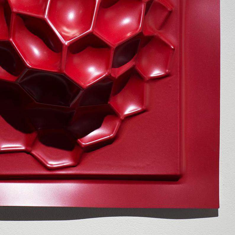 Matrix Index 7/Rot (Grau), Abstract Sculpture, von Colleen Wolstenholme