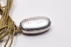 Ohne Titel (1 Anhänger-Halskette, Sulfamethoxazole Trimethoprim)