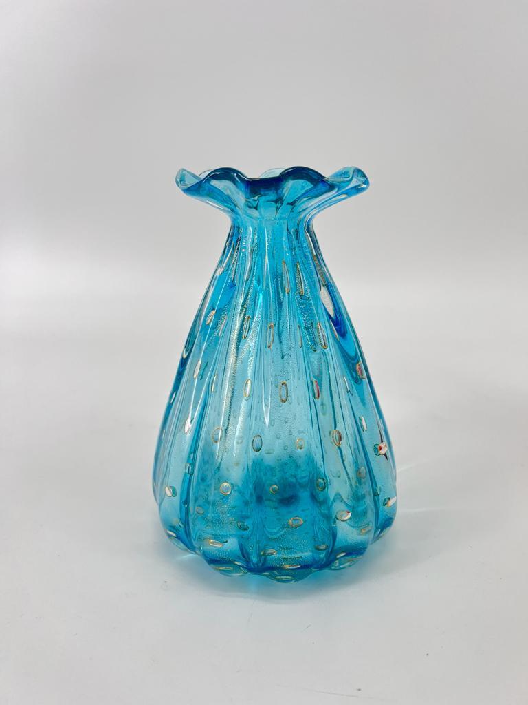 1950s Pyramid Collection Set of 3 Murano Glass Art Vases with Gold Leaf In New Condition For Sale In Venice, VE