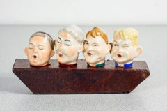 Sammlung von vier WAGNER & APEL Porzellan- und Korkstopfen