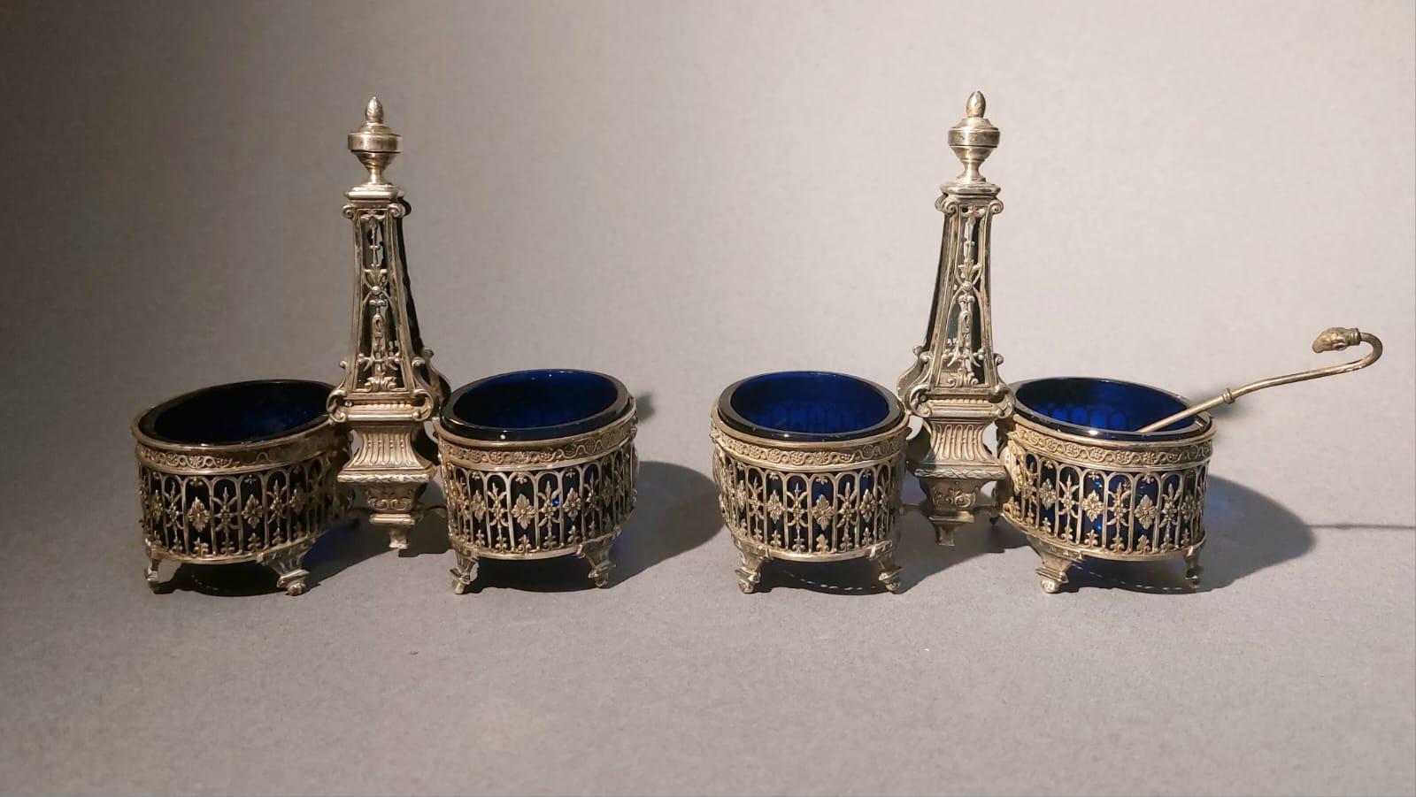Colección de salero y pimentero Silver en venta