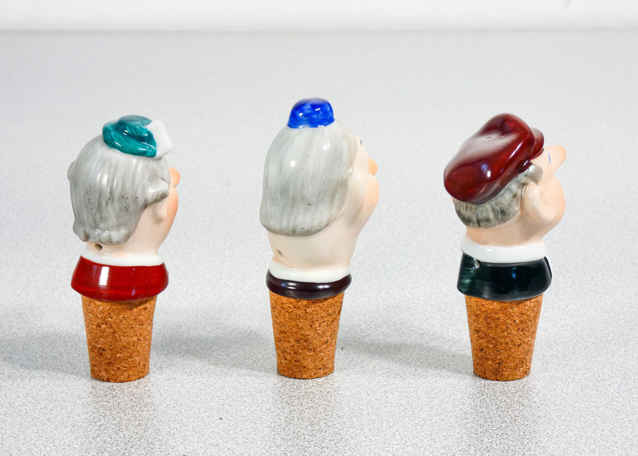 WAGNER & APEL collection of six porcelain and cork stopper-versions For Sale 5