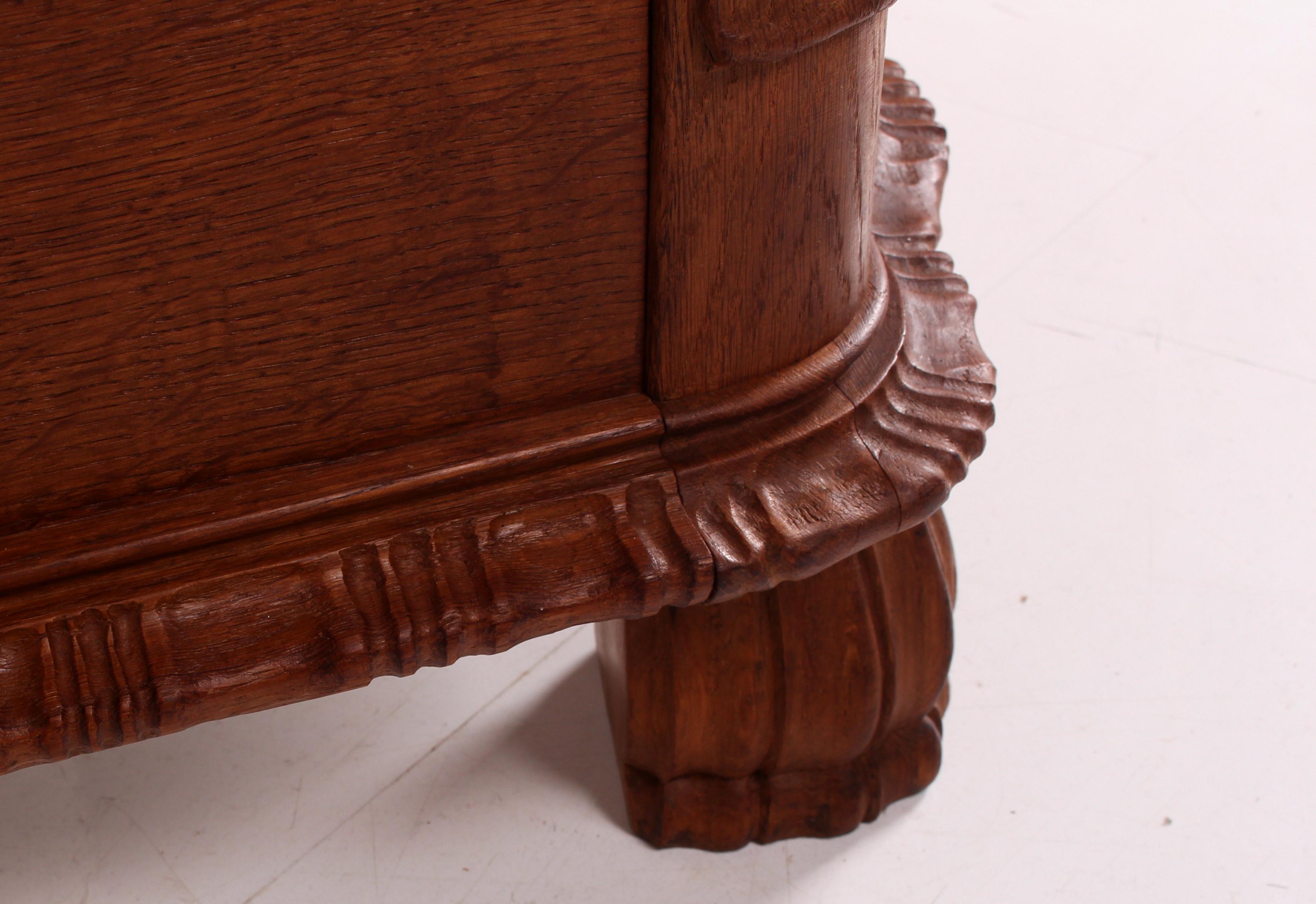 Colli Torino  'Est. 1850 ' Italian Art Nouveau Bed & Nightstand Solid Oak carved For Sale 4