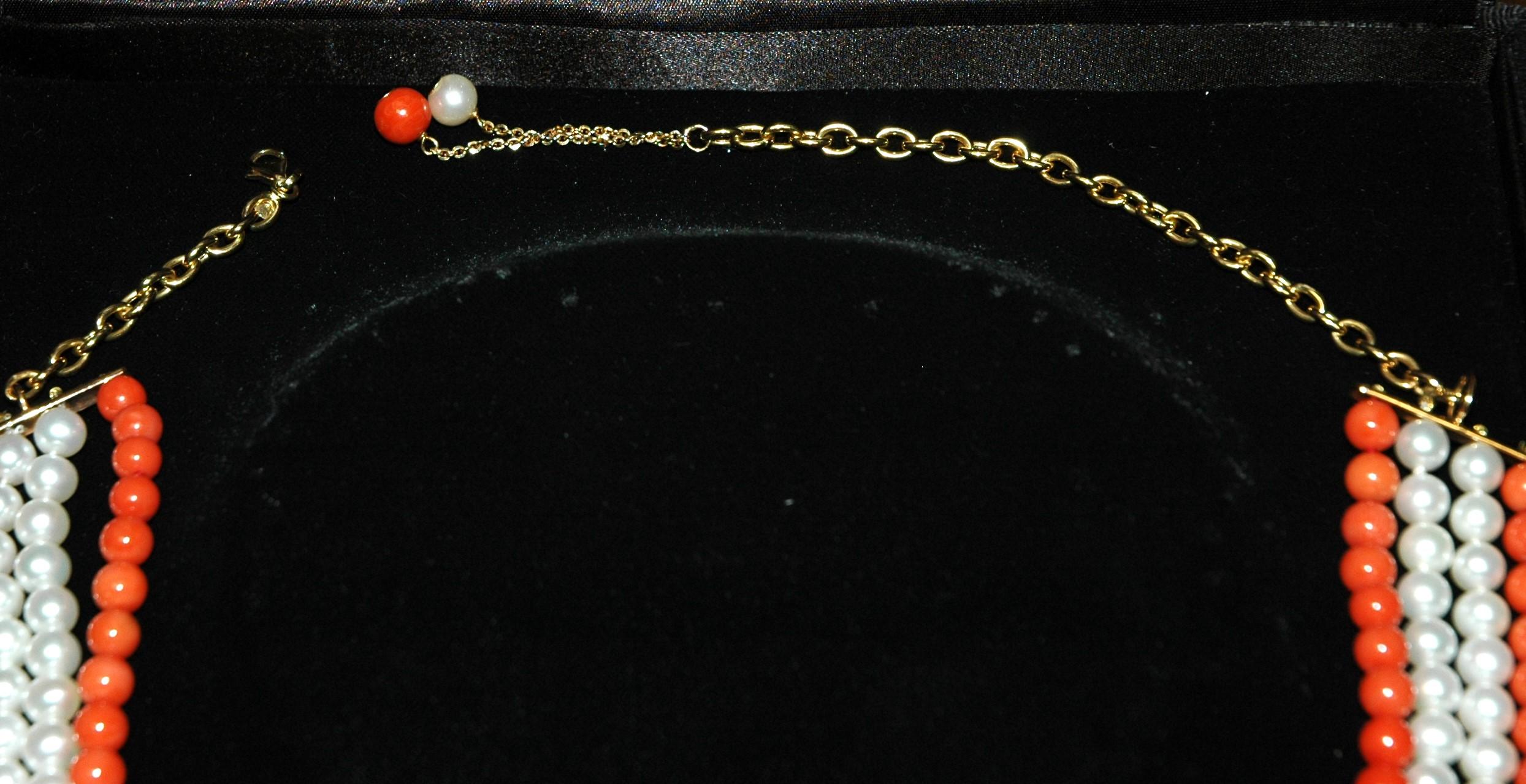 Belle Époque Necklace de chien with Japanese pearls, corals and diamonds For Sale