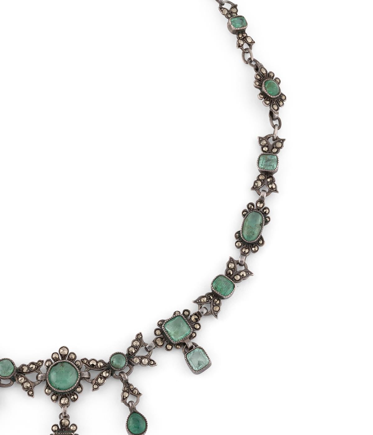 Collier drapperia ancien émeraudes et Argental In condizioni buone in vendita a PARIS, FR