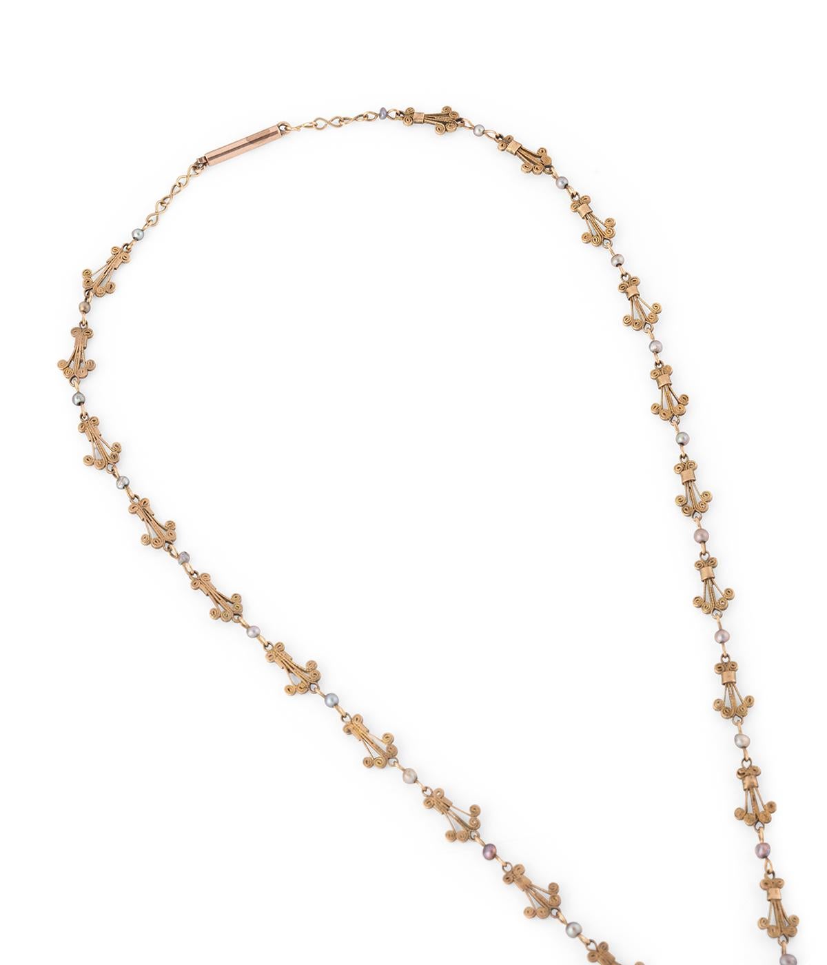da uomo o donna Collier in filigrana d'oro rosa 9 carati e perle della fine del 19° secolo in vendita