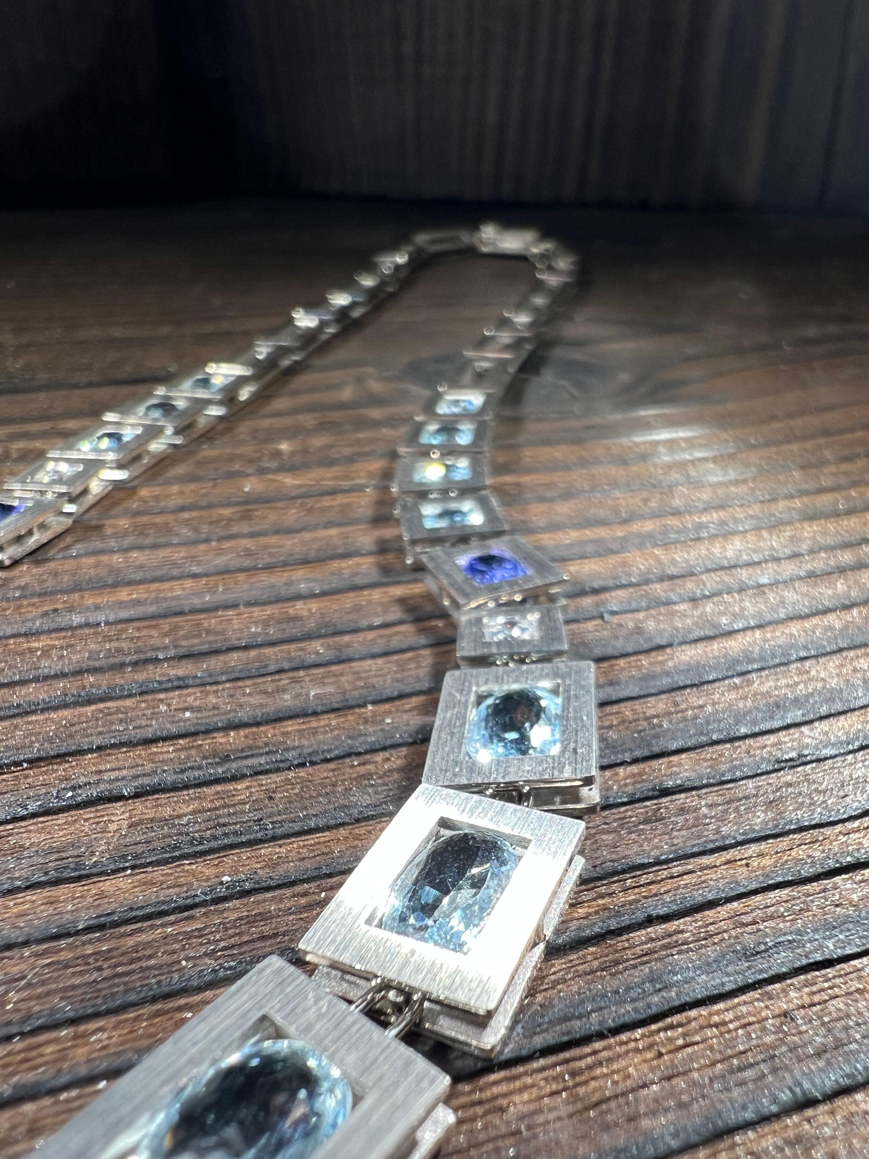Artigiano Collier in vendita