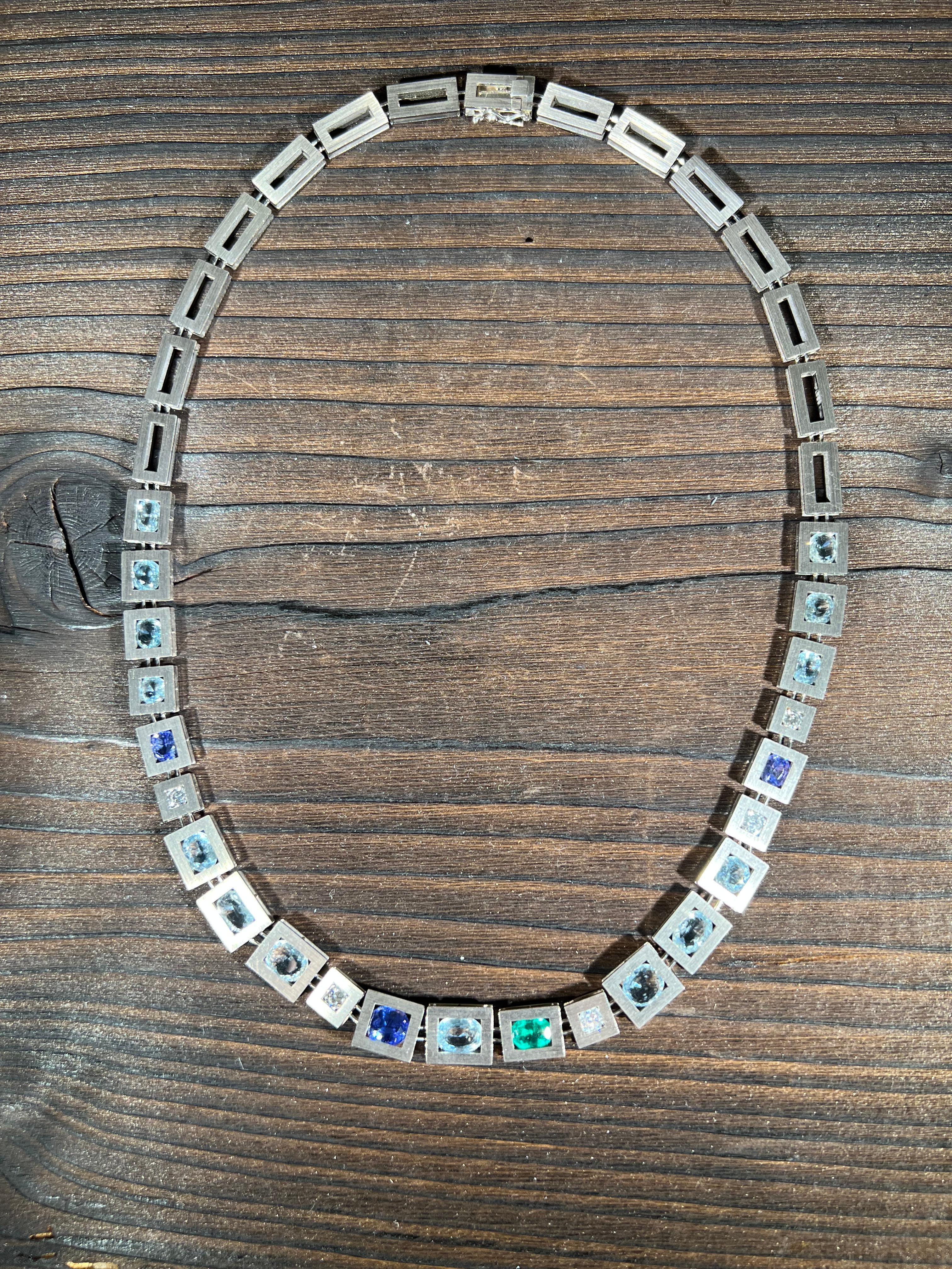 Collier in vendita 3