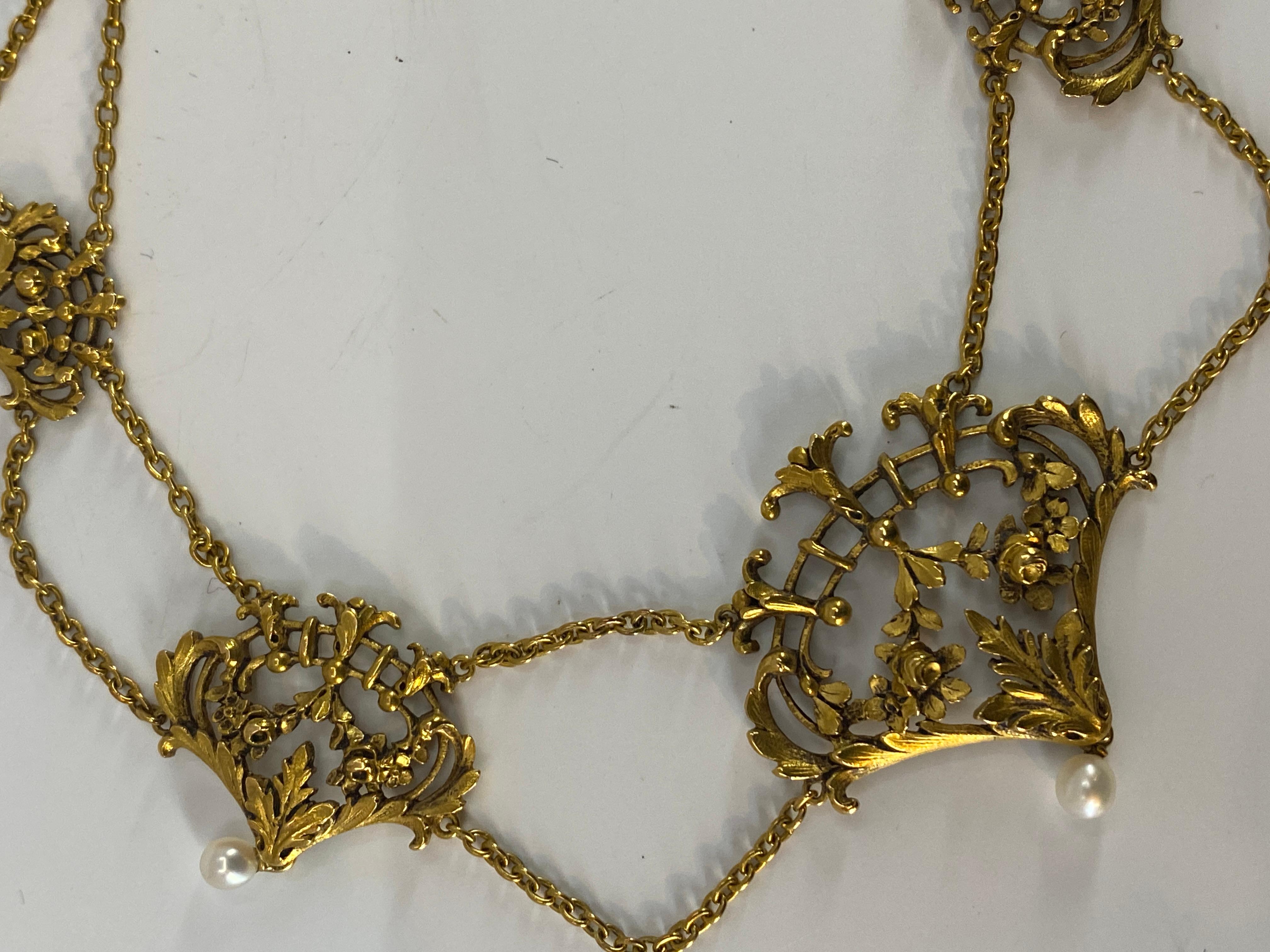 Collier Français, Draperie En or 18 Carats Et Perles, Vers 1880 For Sale 3