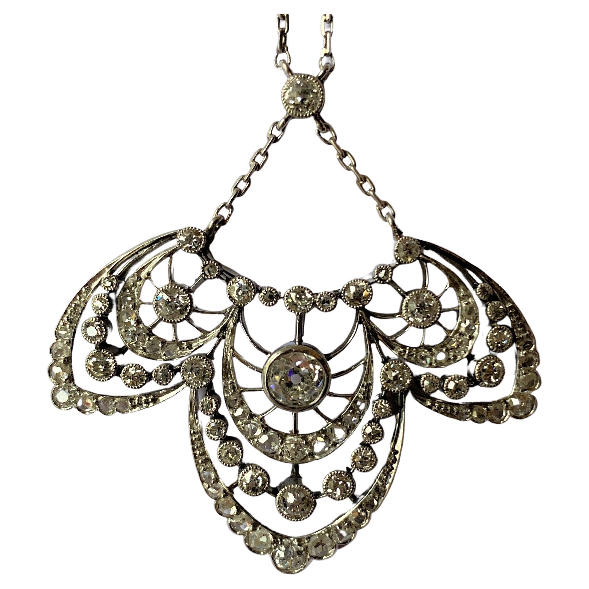 Collier Pendentif D'époque 1900 Serti De Diamants Dans Son Écrin D'origine For Sale