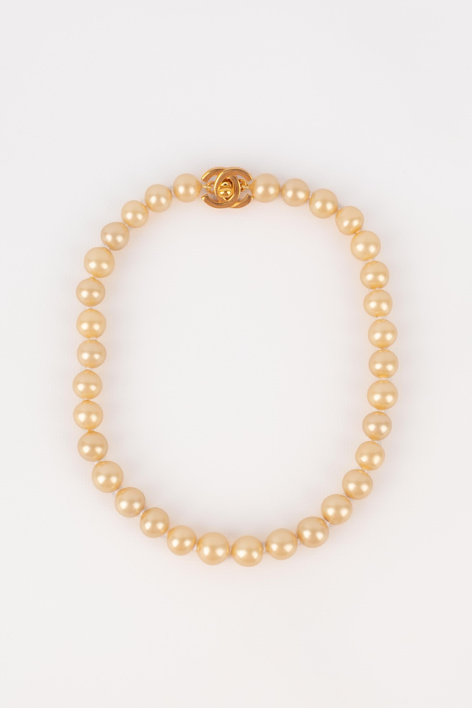 Collier turnlock Chanel 1996 in vendita 4