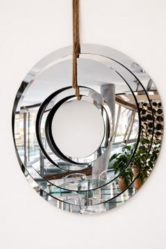 Miroir mural suspendu « Collimate Silver » de GTG Design Couture