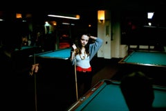 Emily in der Pool Hall