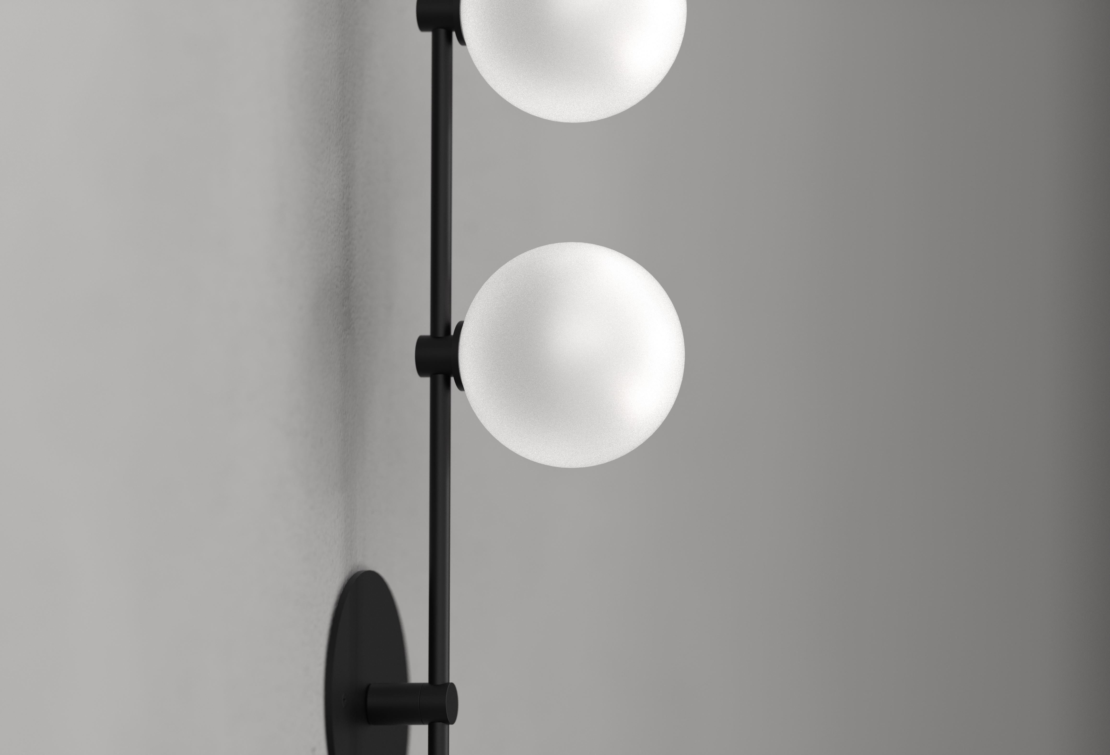 Contemporary Collinear Wall Light or Sconce in Glass & Bronze by Blueprint Lighting For Sale