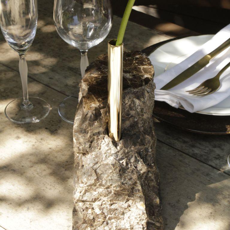 Collis II - Jardinera de latón con base de mármol Emperador Siglo XXI y contemporáneo en venta