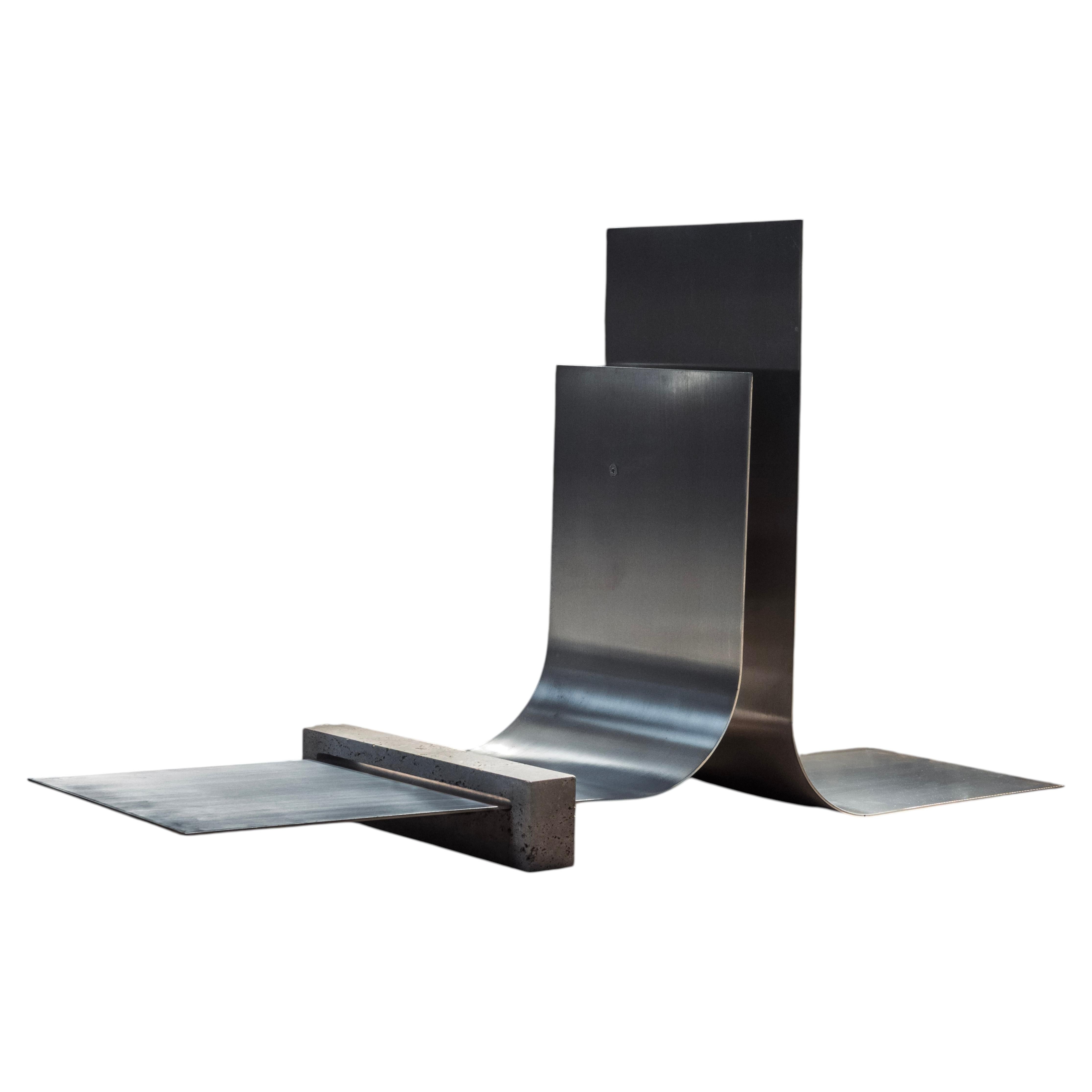 Stehlampe „Collision 3.0“ aus massivem Aluminium und Travertin von D´ARK Atelier