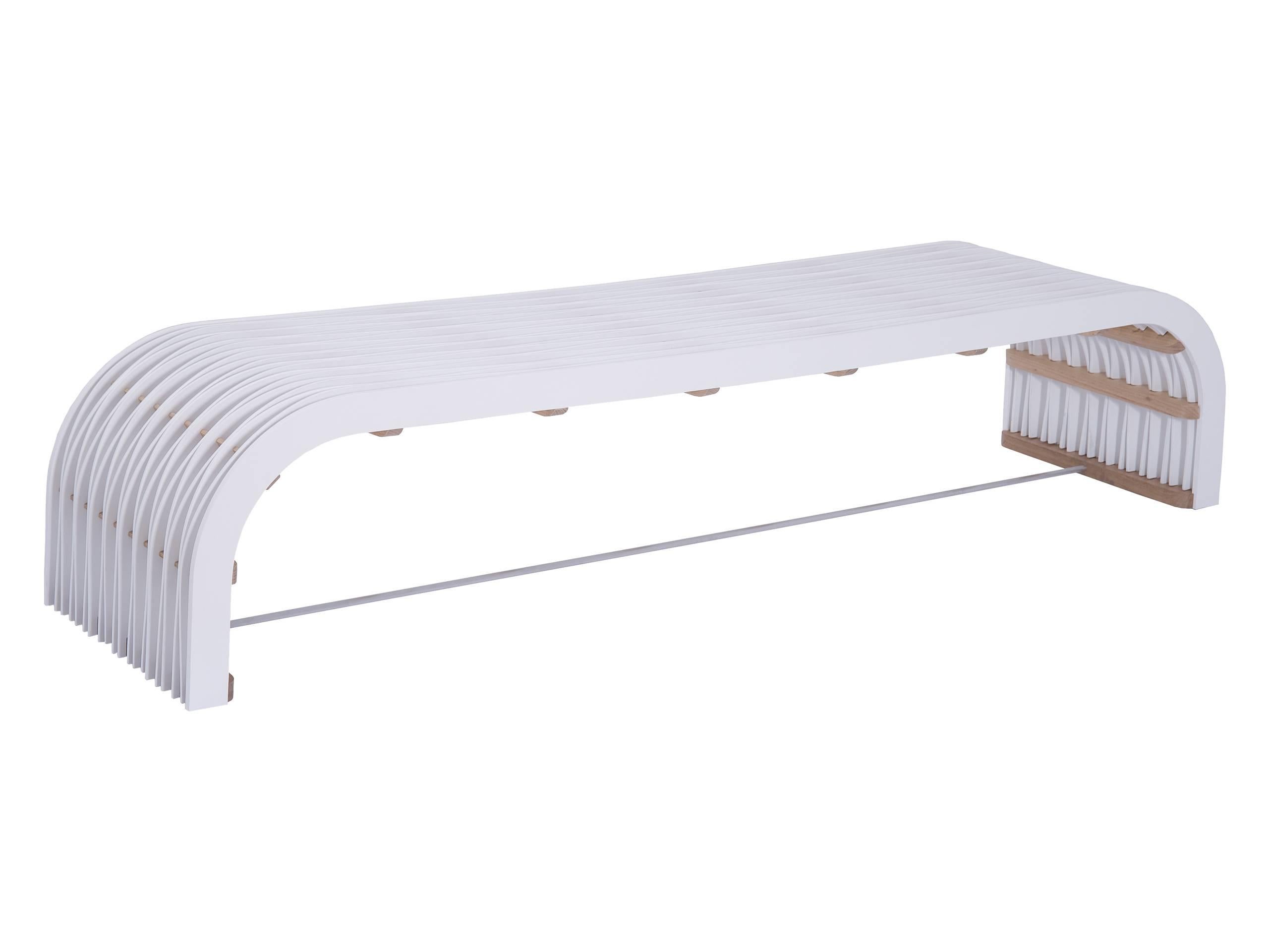 Colméia Brazilian Contemporary Bended Wood Bench by Lattoog 1