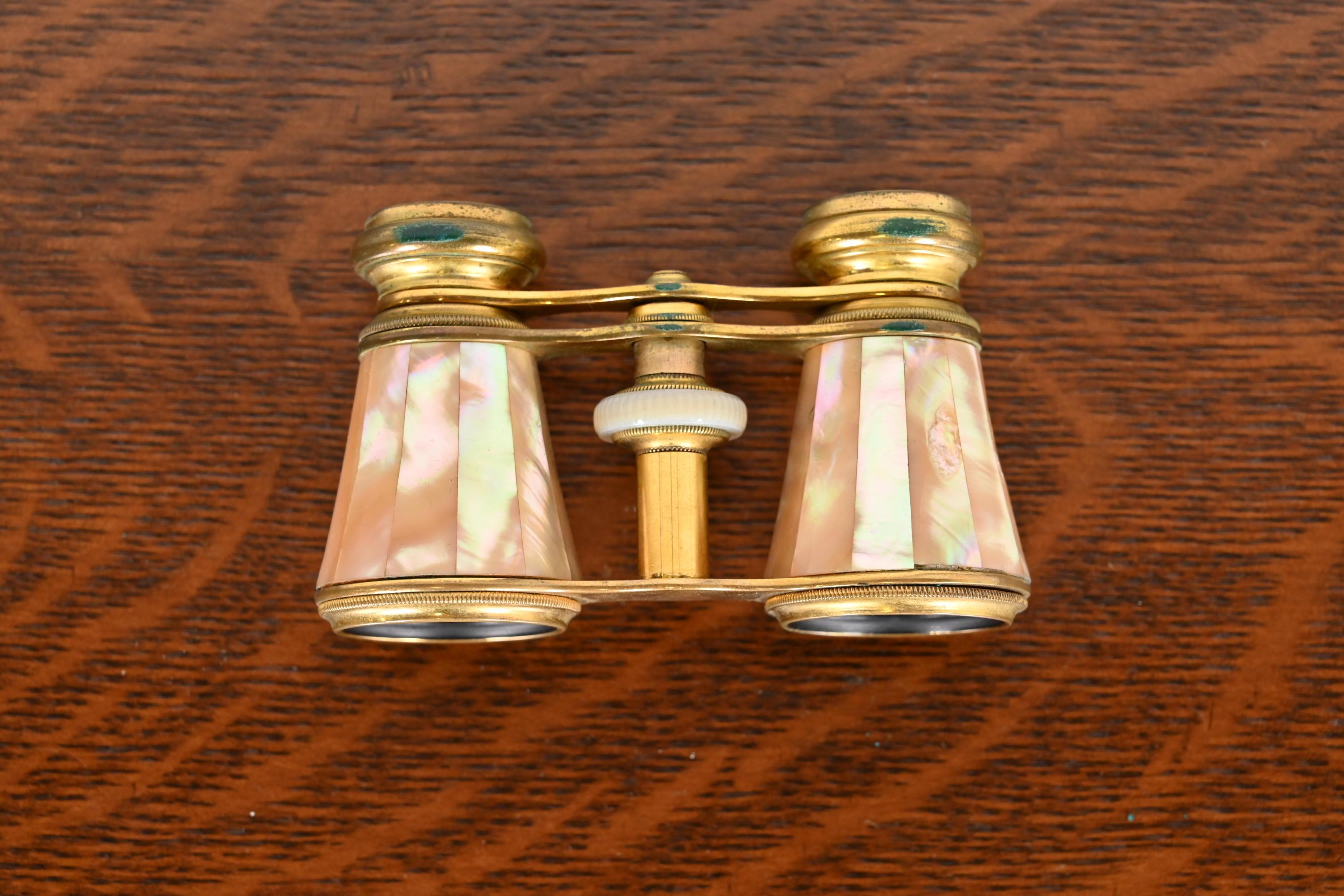 Art Nouveau Colmont Ft Paris Mother of Pearl French Opera Glasses With Leather Case, 1890s For Sale