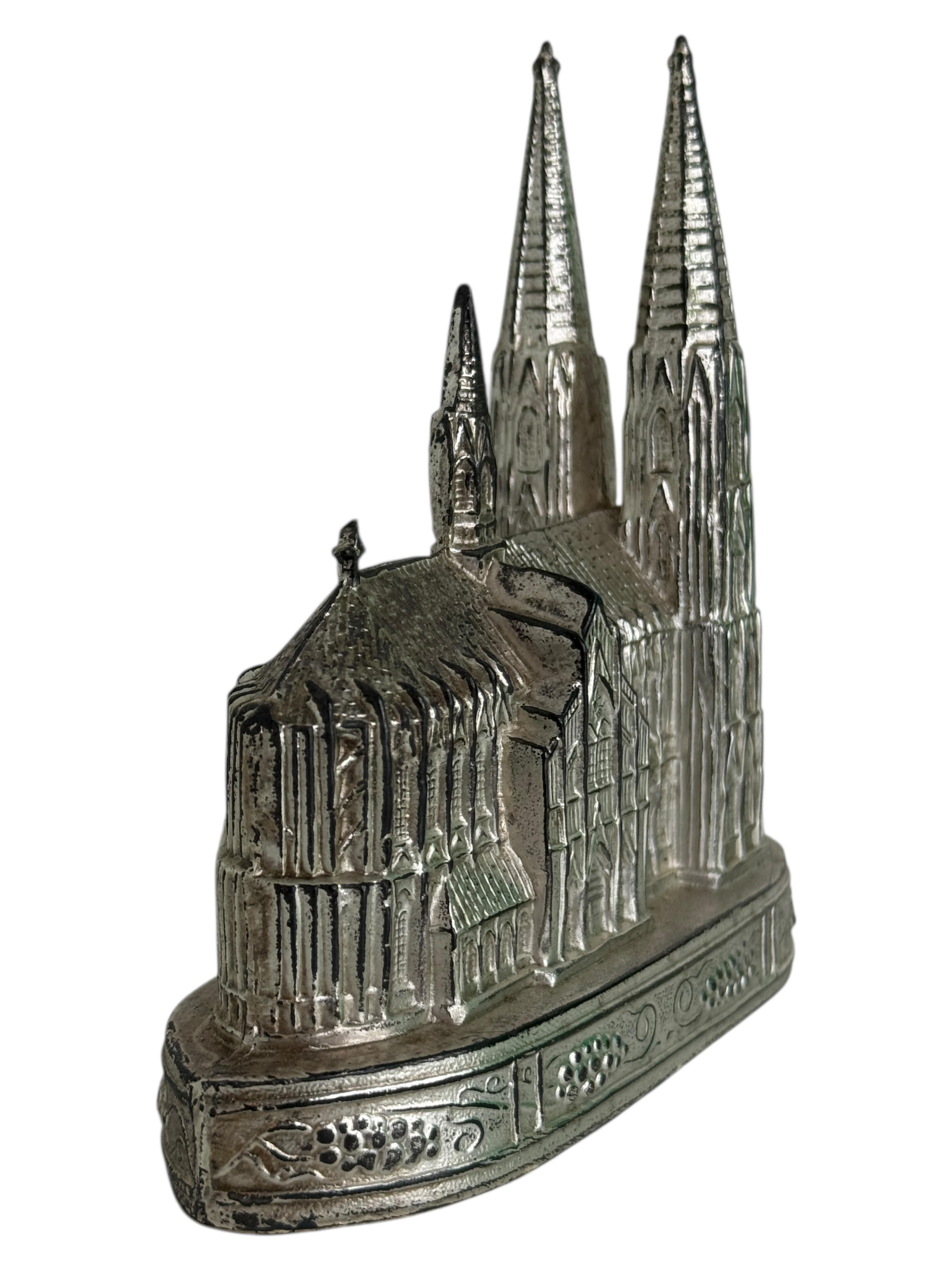 Allemand Cathédrale de Cologne Souvenir Bâtiment architectural Collectional Allemagne années 1920 en vente
