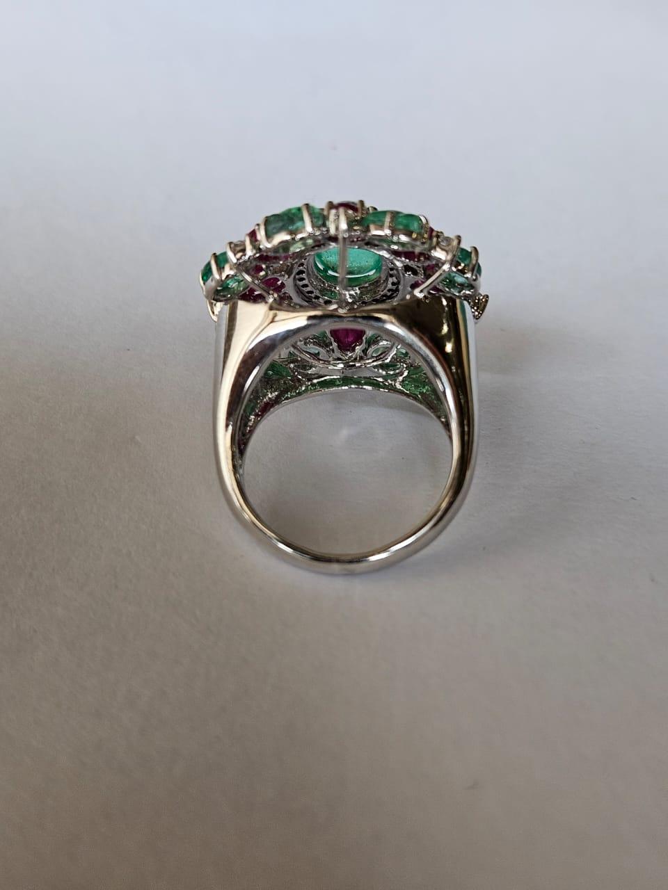 Modern Colomabian Emerald Cabochon, carved Emeralds, Rubies & Diamonds Cocktail Ring For Sale
