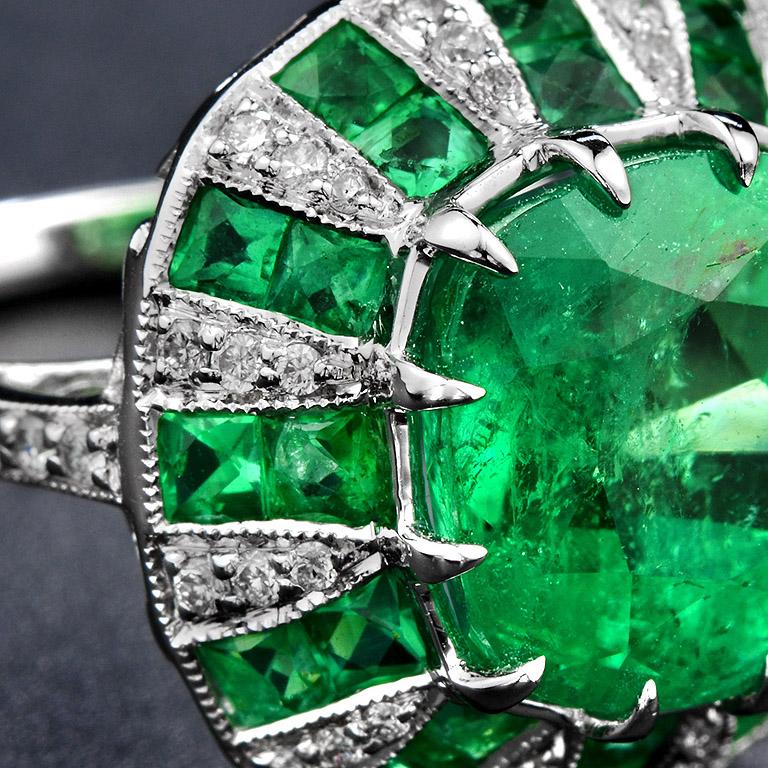 Women's Colombia Emerald 5.89 Carat and Diamond Cocktail Ring