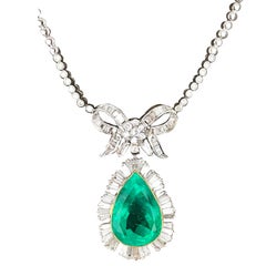 Colombian 15.36 Carat Emerald Lavaliere Necklace with 5.72 Carat Diamonds