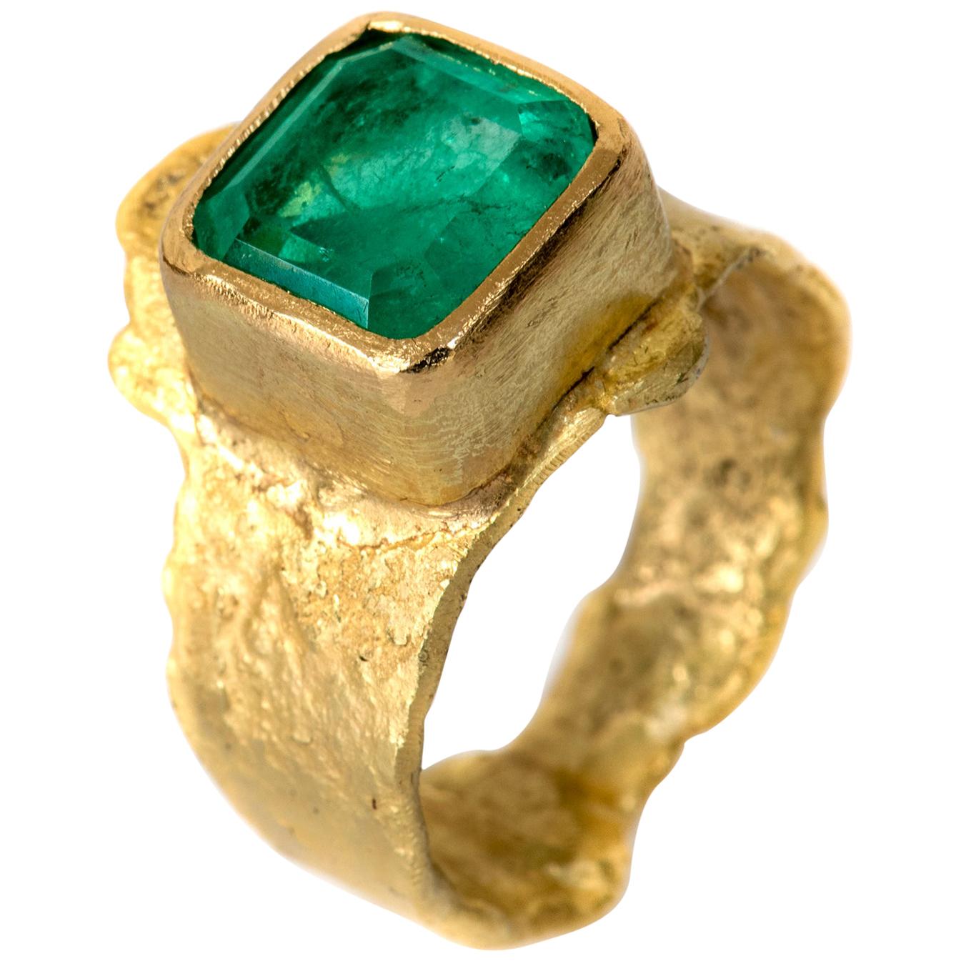 Colombian 4.4 Carat Emerald 18 Karat Textured Gold Ring Handmade by Disa Allsopp For Sale