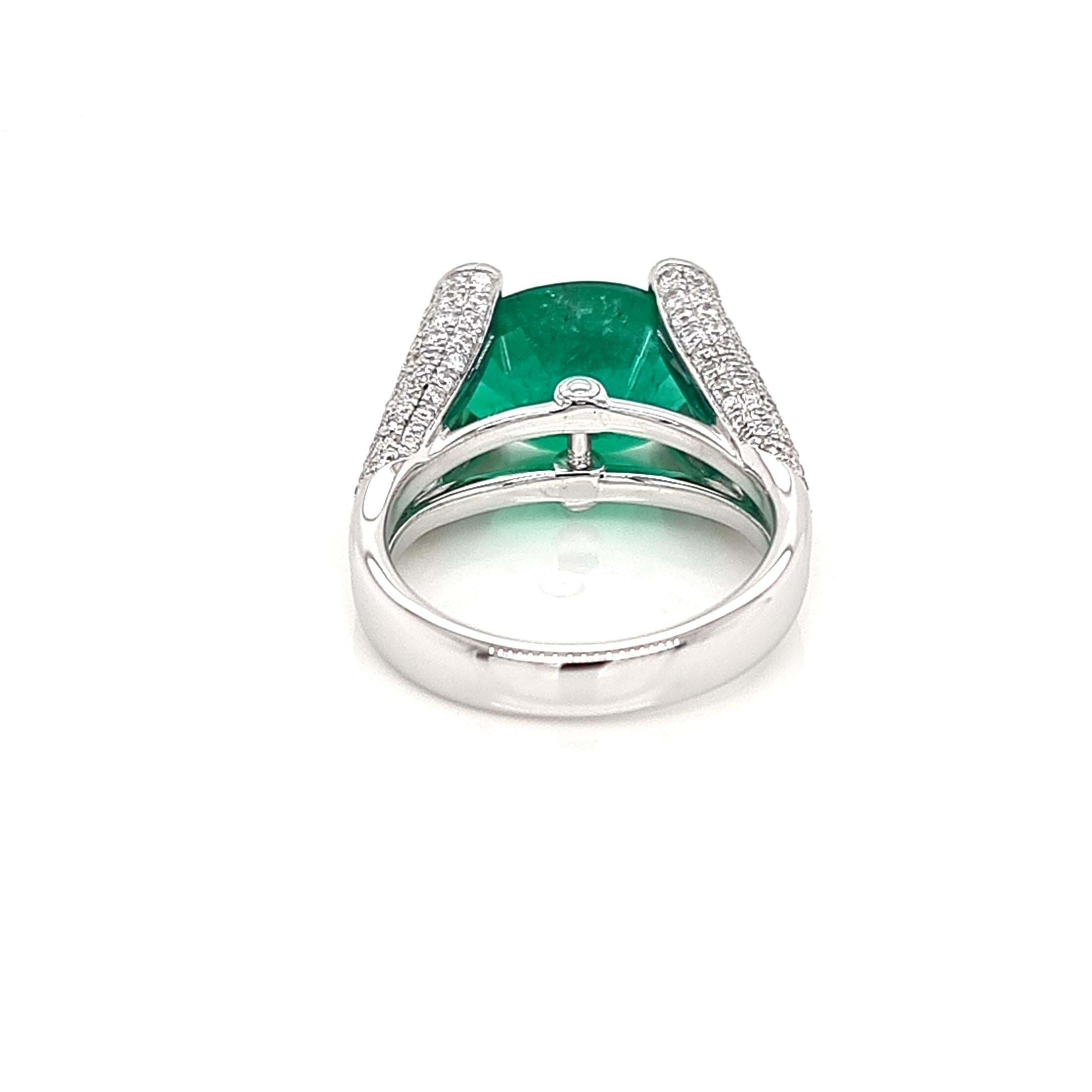 Colombian 5.50 Cts GRS Emerald Ring with Diamonds in 18K White Gold For Sale 5