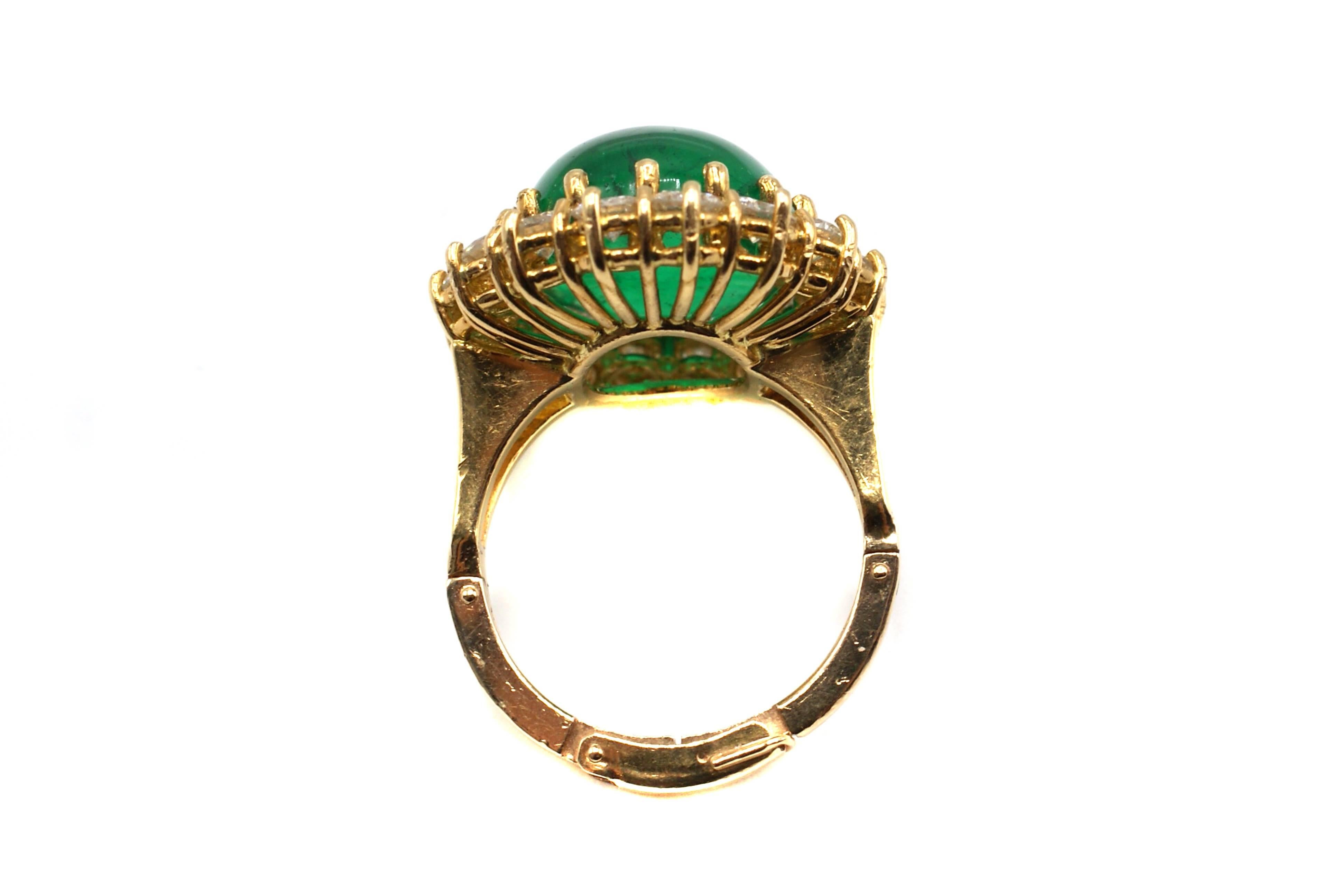 Colombian AGL Certified Cabochon Emerald Diamond Ring In Excellent Condition In New York, NY
