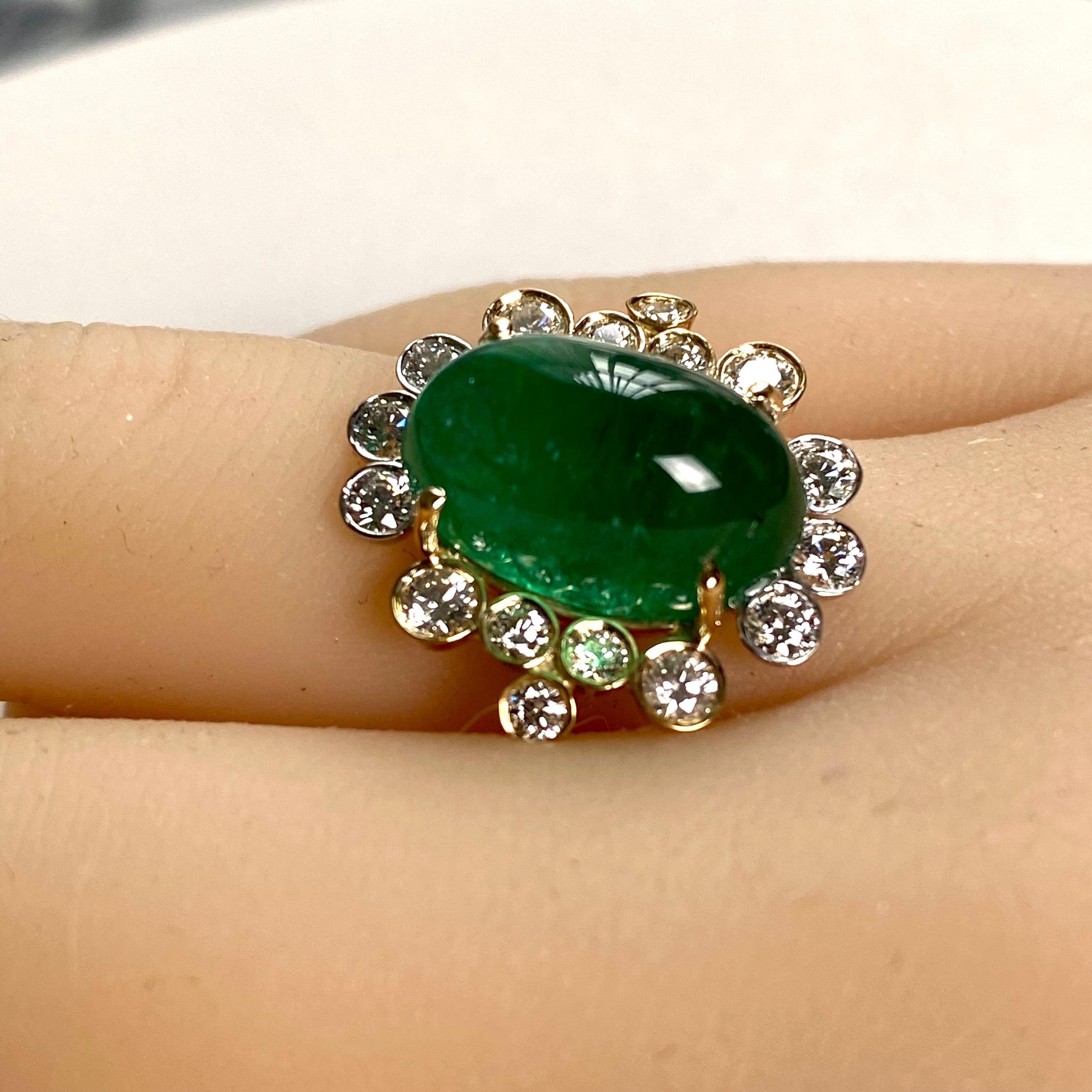 Oval Cut Colombian Cabochon Emerald 8.23 Carat Diamond 0.80 Carat 18 Karat Gold Ring  For Sale