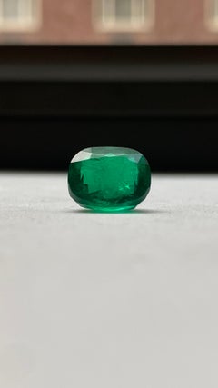 Colombian Cushion-Cut Emerald, Transparent with Minor Oil, Gübelin Certified