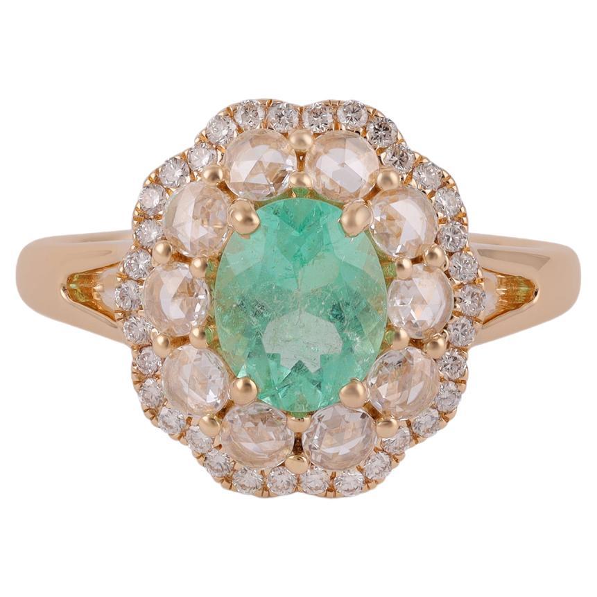 Colombian Emerald 0.95 Carat Ring 18Karat Yellow Gold  For Sale