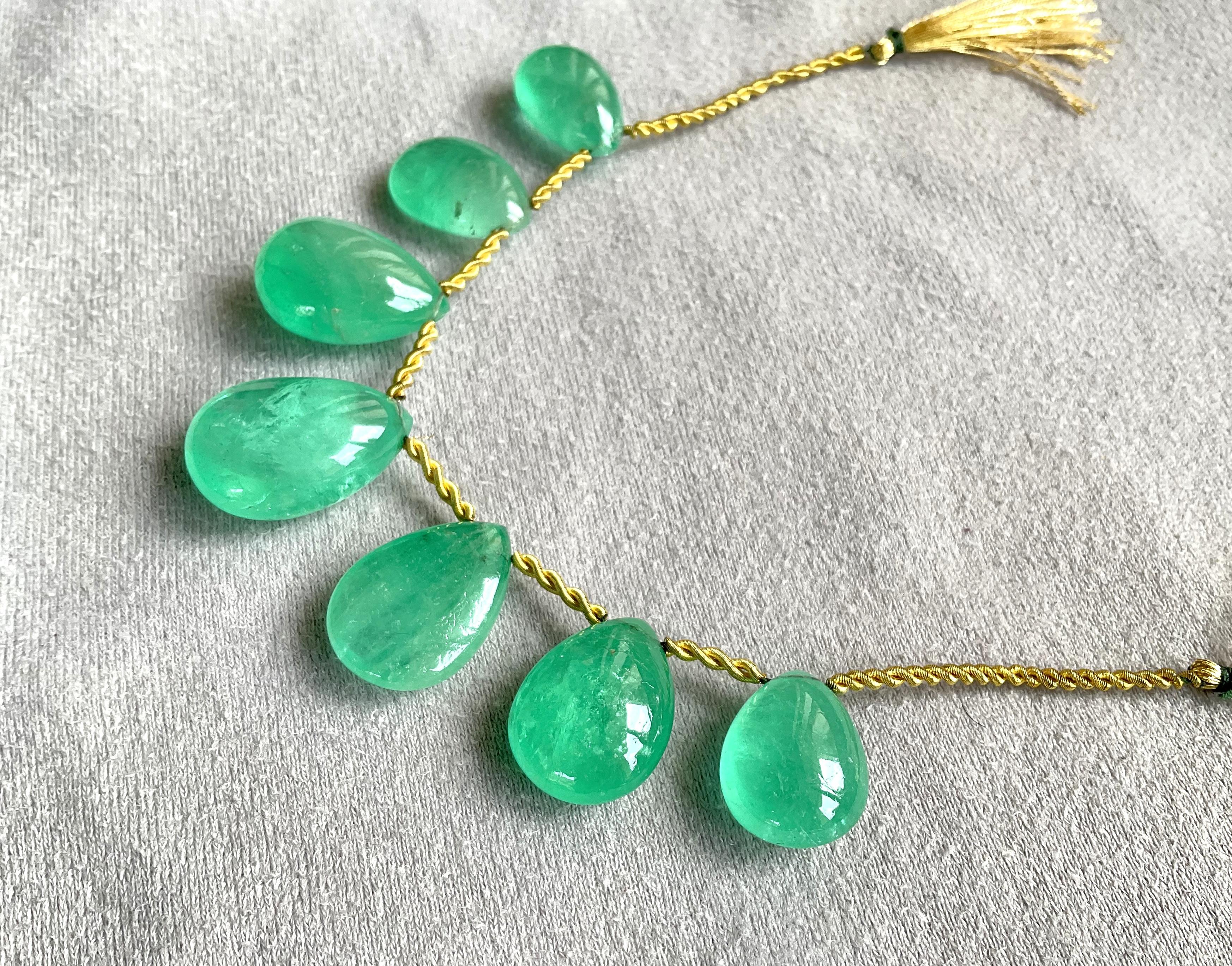 Art Deco Colombian Emerald 127.30 Carats Plain Drops Layout 7 Pieces For Fine Jewelry Gem For Sale