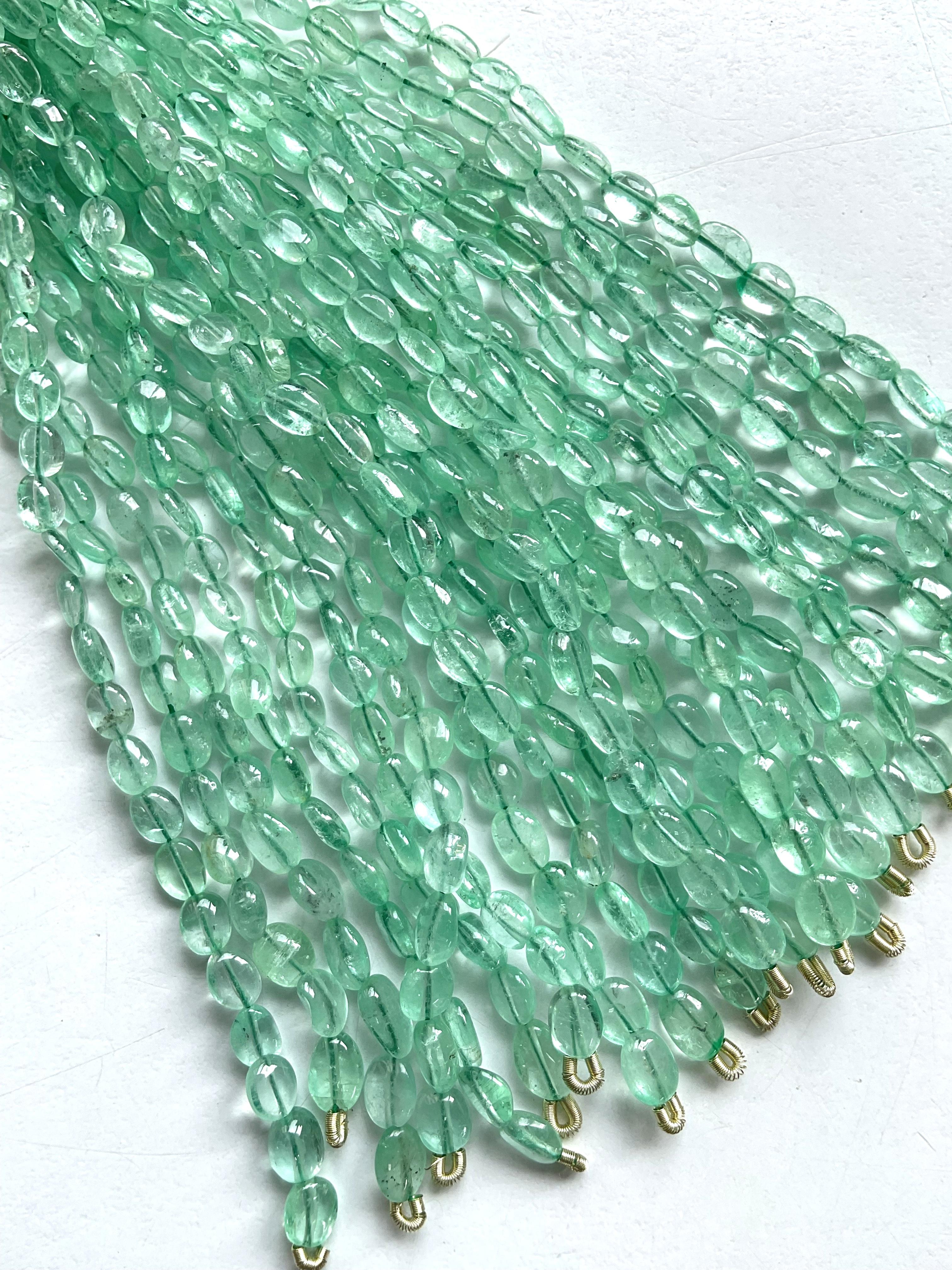Kolumbianischer Smaragd 139,60 Karat schlichte ovale Edelsteine für edlen Schmuck für Damen oder Herren im Angebot