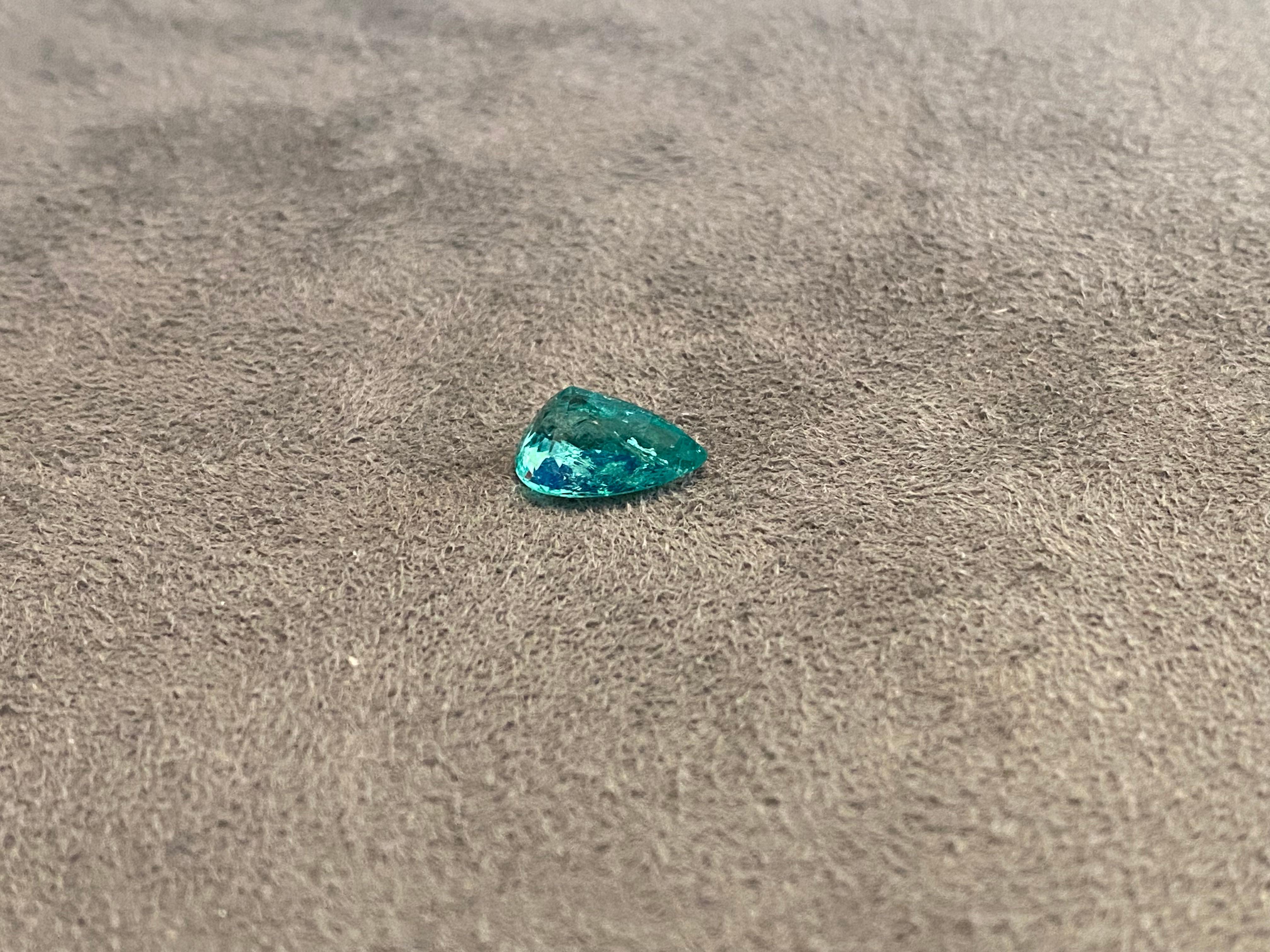 Women's or Men's Colombian Emerald 2.65ct For Sale