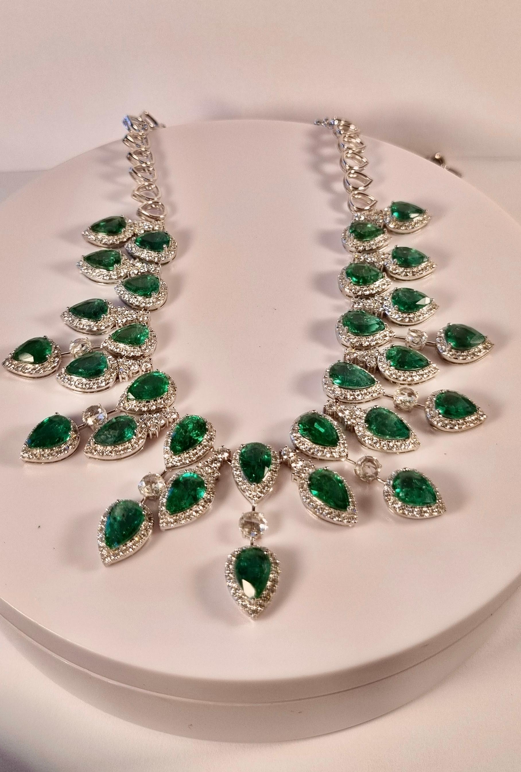 Colombian Emerald Earrings with Diamonds and Yellow Gold

Irama Pradera is a Young designer from Spain that searches always for the best gems and combines classic with contemporary mounting and styles.
She creates many Jewels in her atelier in
