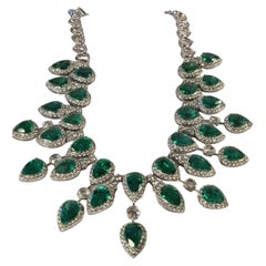 Colombian Emerald 28.84ct  Necklace with Diamonds and White Gold