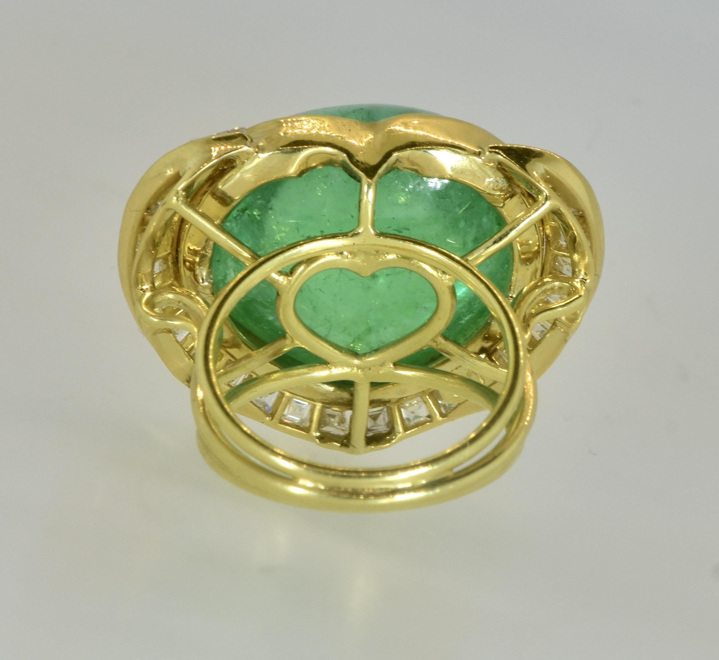 Colombian Emerald 37.29 ct AGL Certified fine Diamond 18K Ring by Pierre/Famille For Sale 5